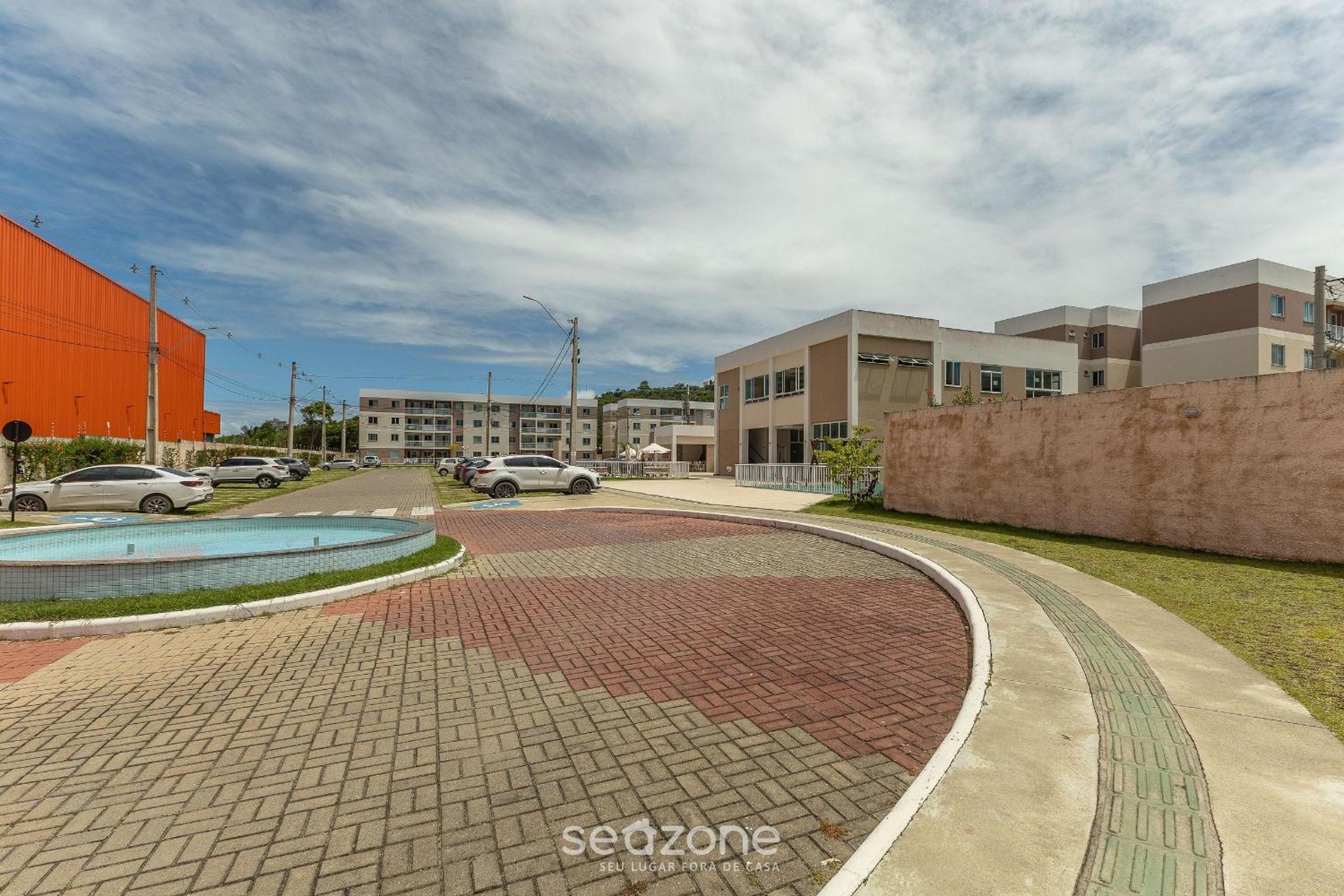 Apart 450m from the beach in Cond. w/ Pool VAR0302