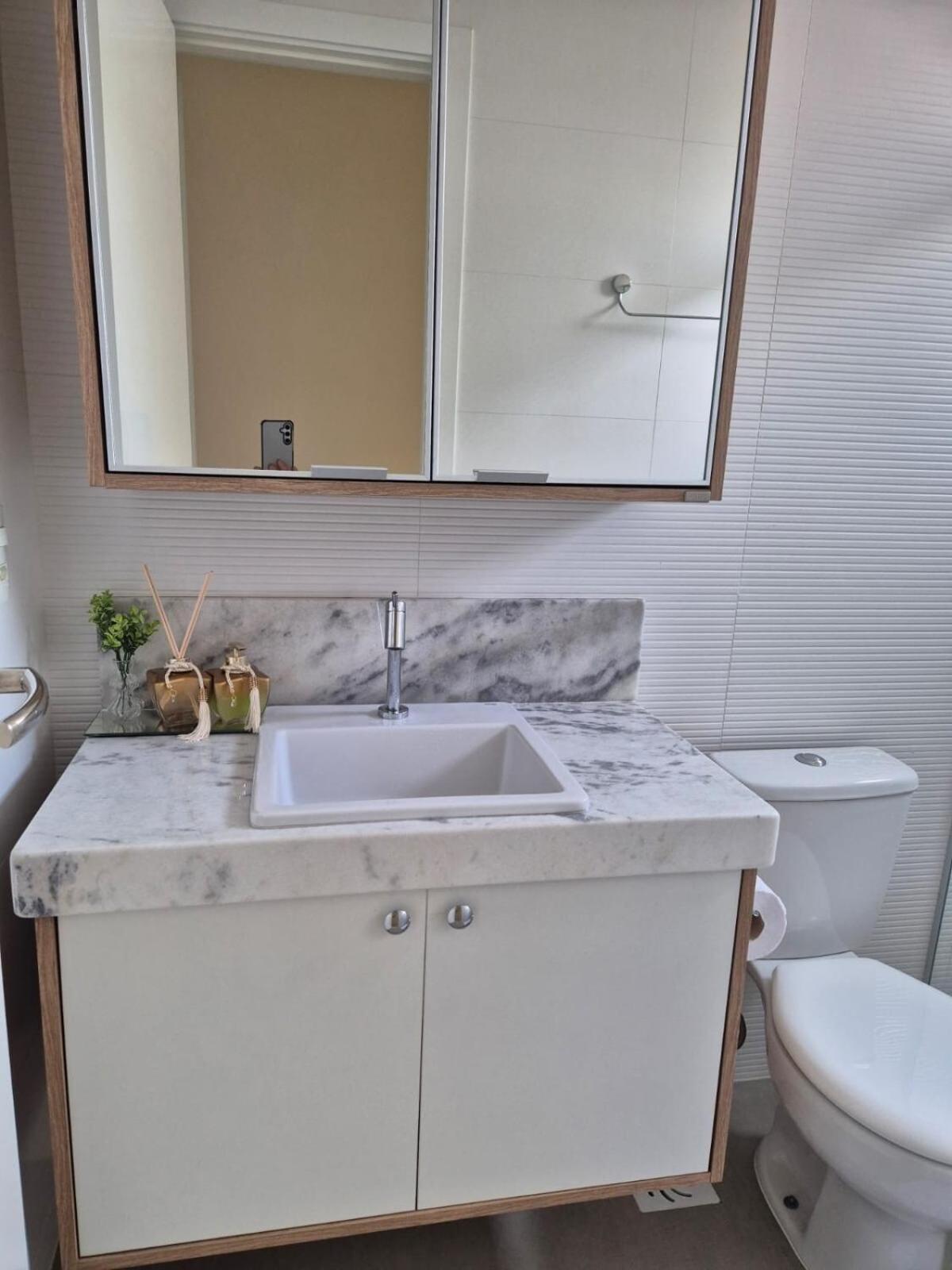 Apartamento luxo, pertinho do Mar e lazer maravilhoso