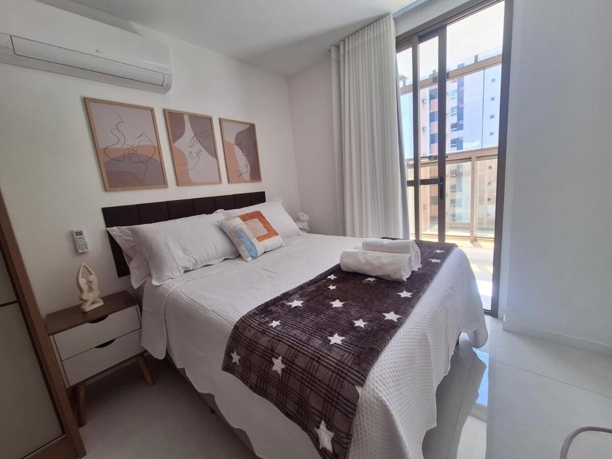 Apartamento luxo, pertinho do Mar e lazer maravilhoso