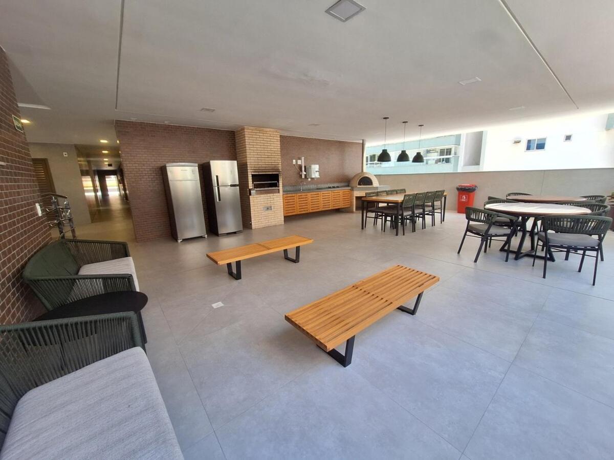 Apartamento luxo, pertinho do Mar e lazer maravilhoso