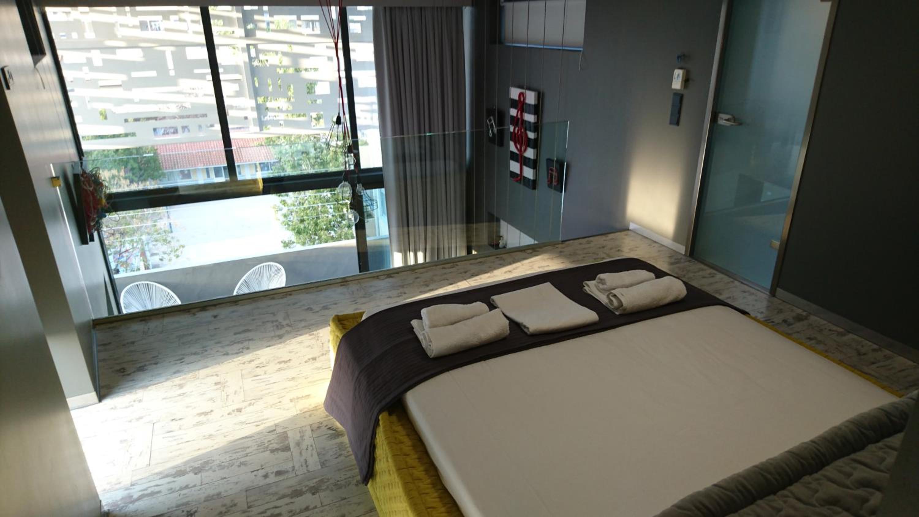Athina Art Apartments
