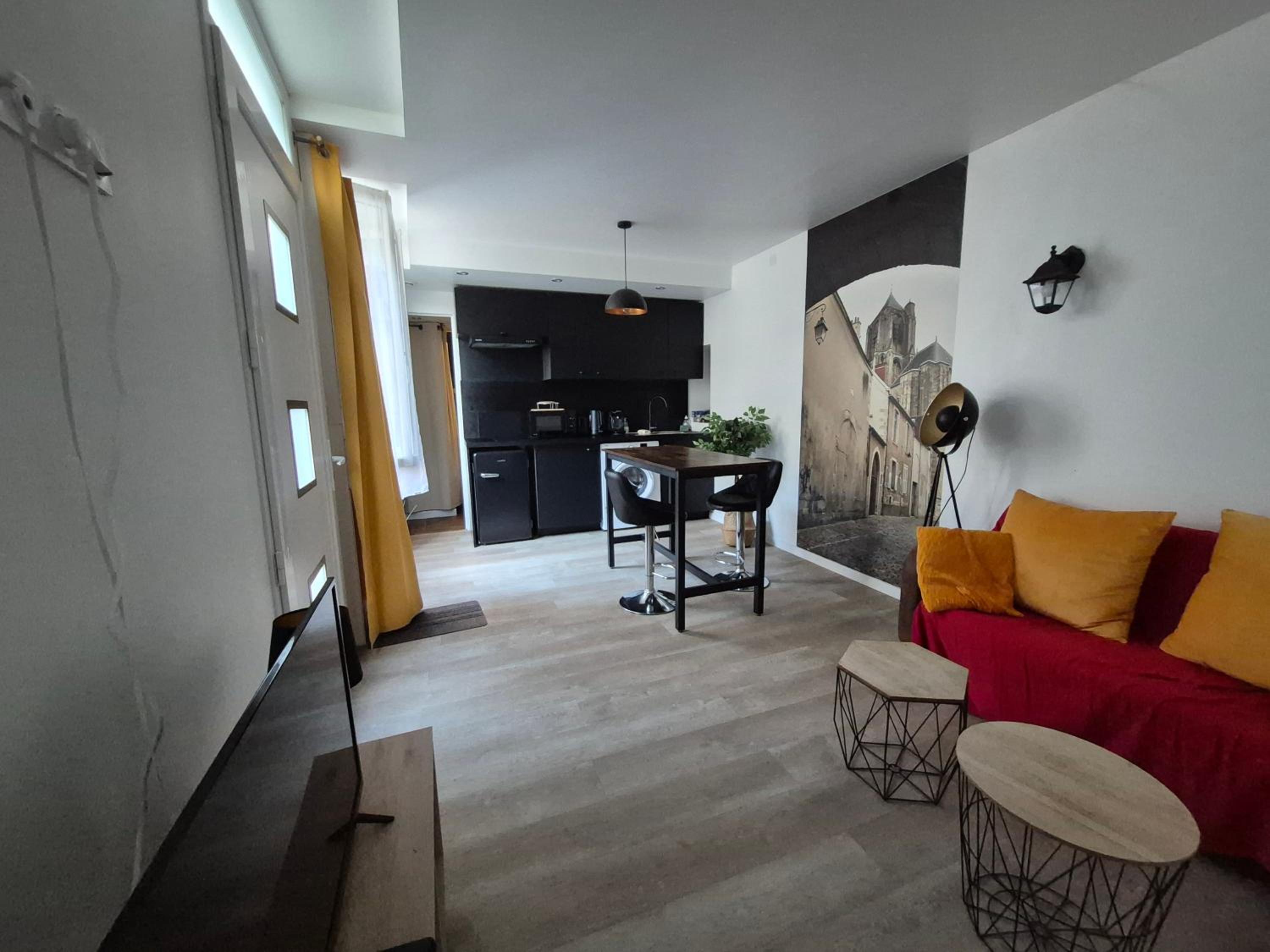 Les Volets Bleus - Au Calme avec petit Jardin et Patio - 3 appartements, photo 27