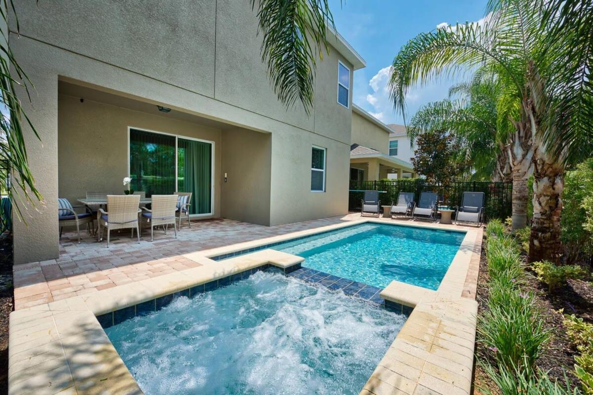 Elegant 8BR Encore Resort Pool w Spa GameRoom Single Family