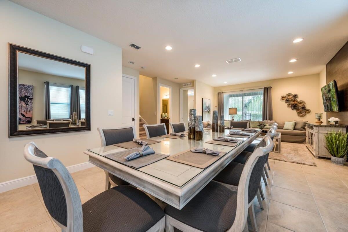 Elegant 8BR Encore Resort Pool w Spa GameRoom Single Family