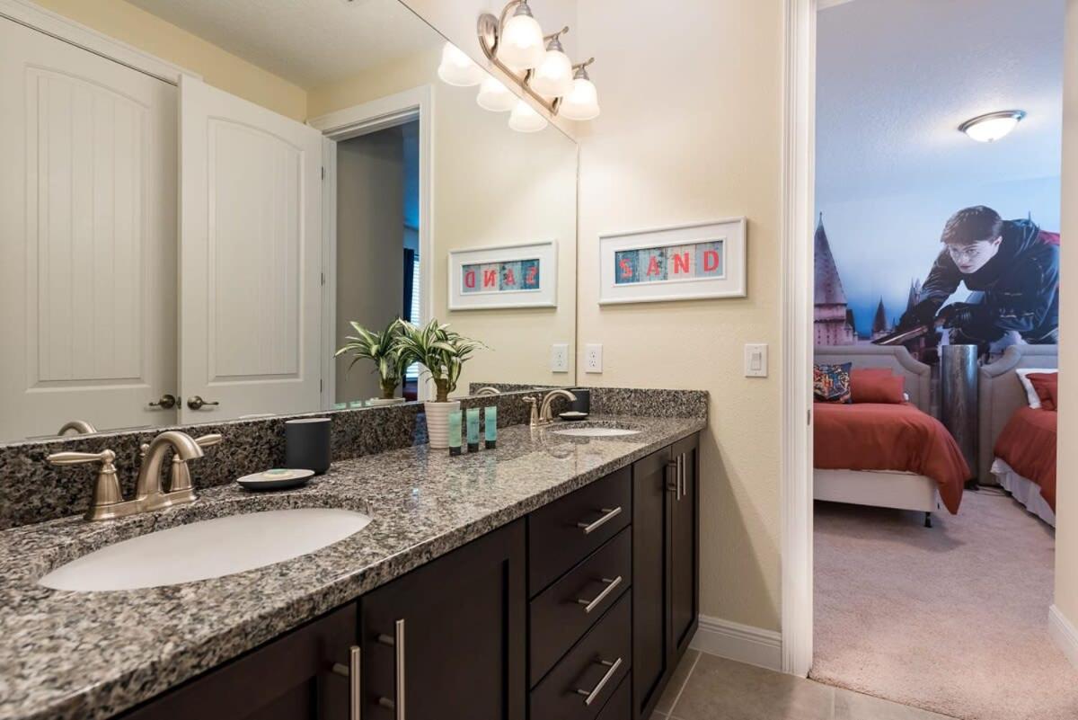 Elegant 8BR Encore Resort Pool w Spa GameRoom Single Family