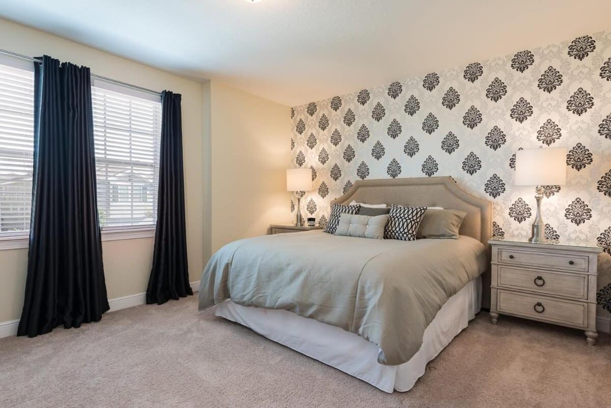 Elegant 8BR Encore Resort Pool w Spa GameRoom Single Family