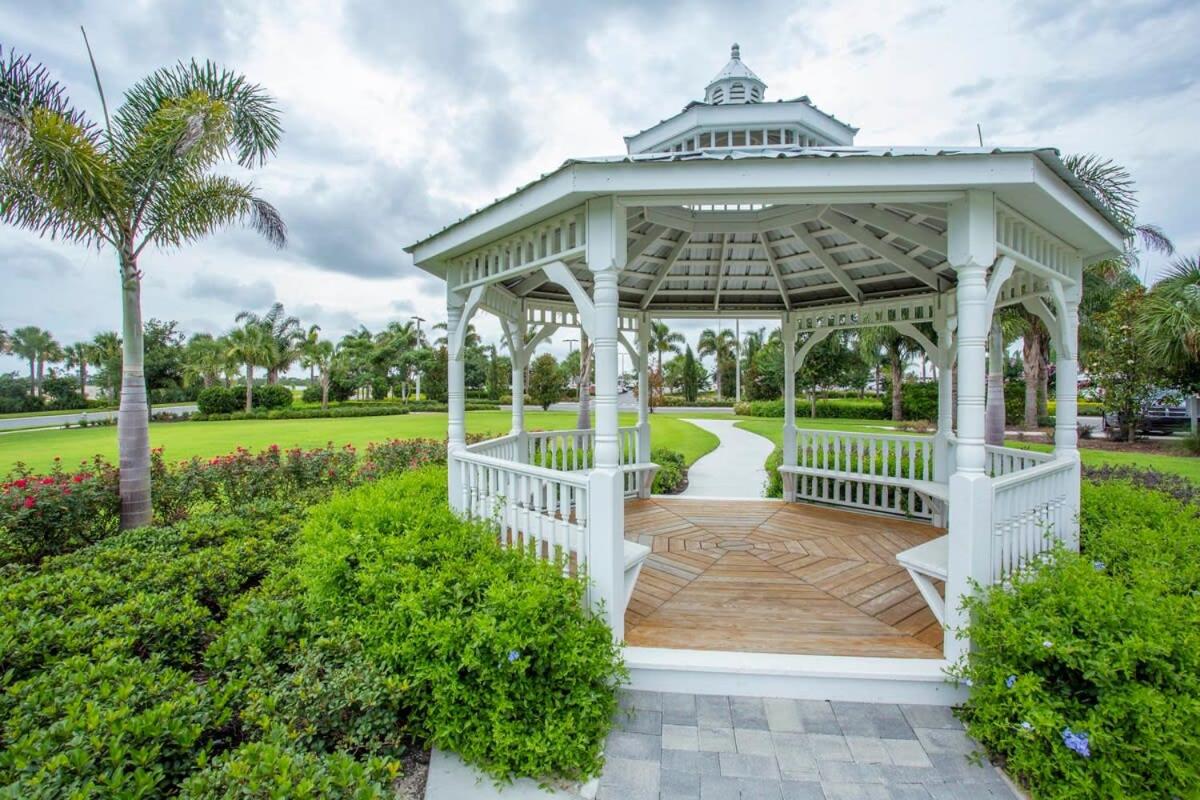 Elegant 8BR Encore Resort Pool w Spa GameRoom Single Family