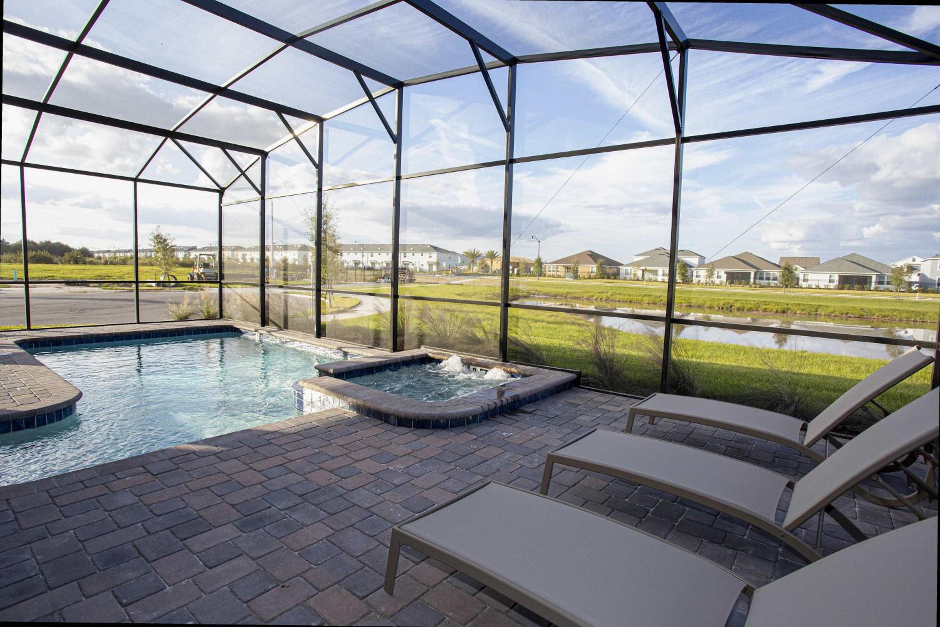 Epic Dream Home with Spa Game Room Themed Bedrooms 2887 Single Family