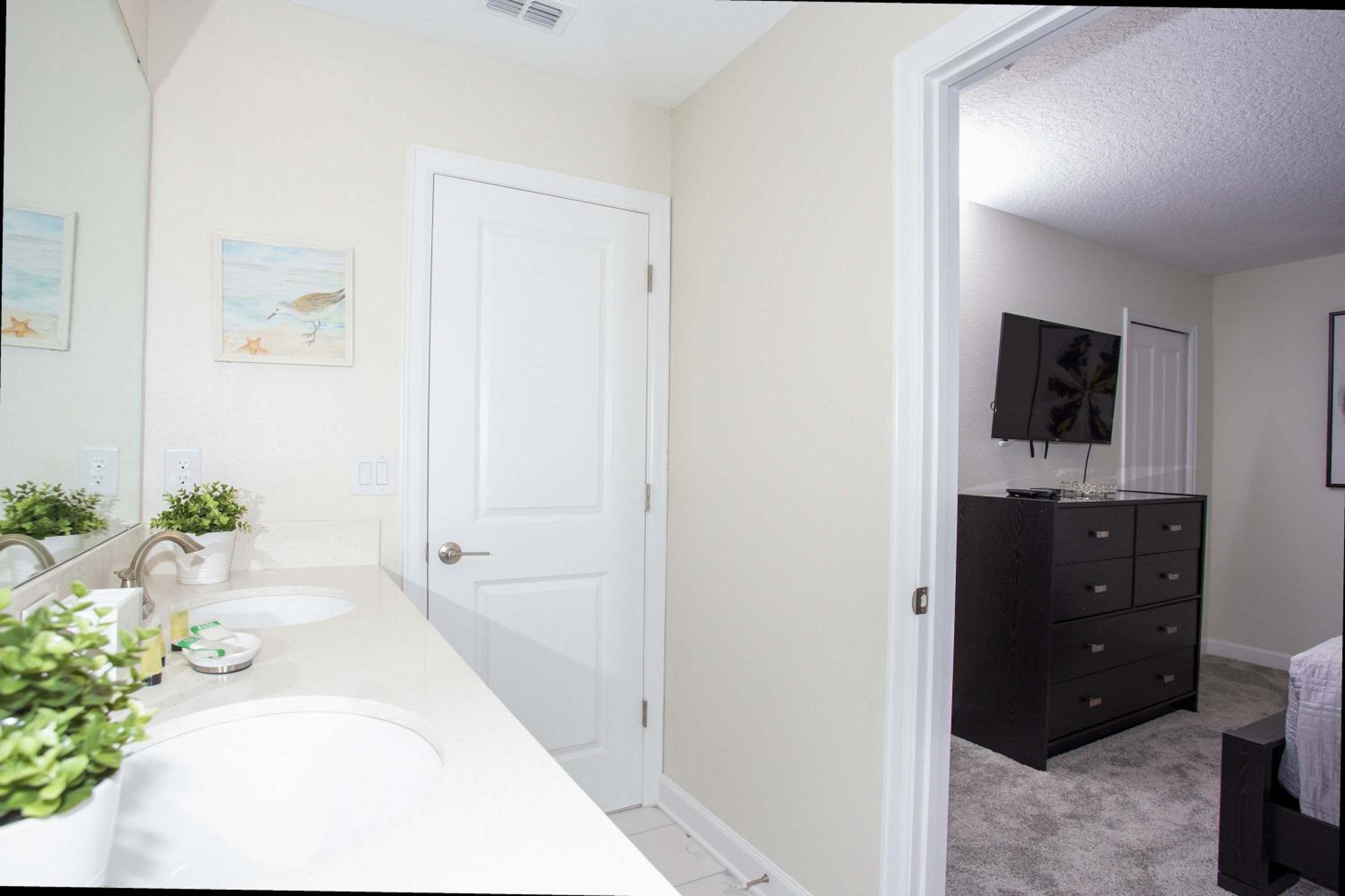 Epic Dream Home with Spa Game Room Themed Bedrooms 2887 Single Family