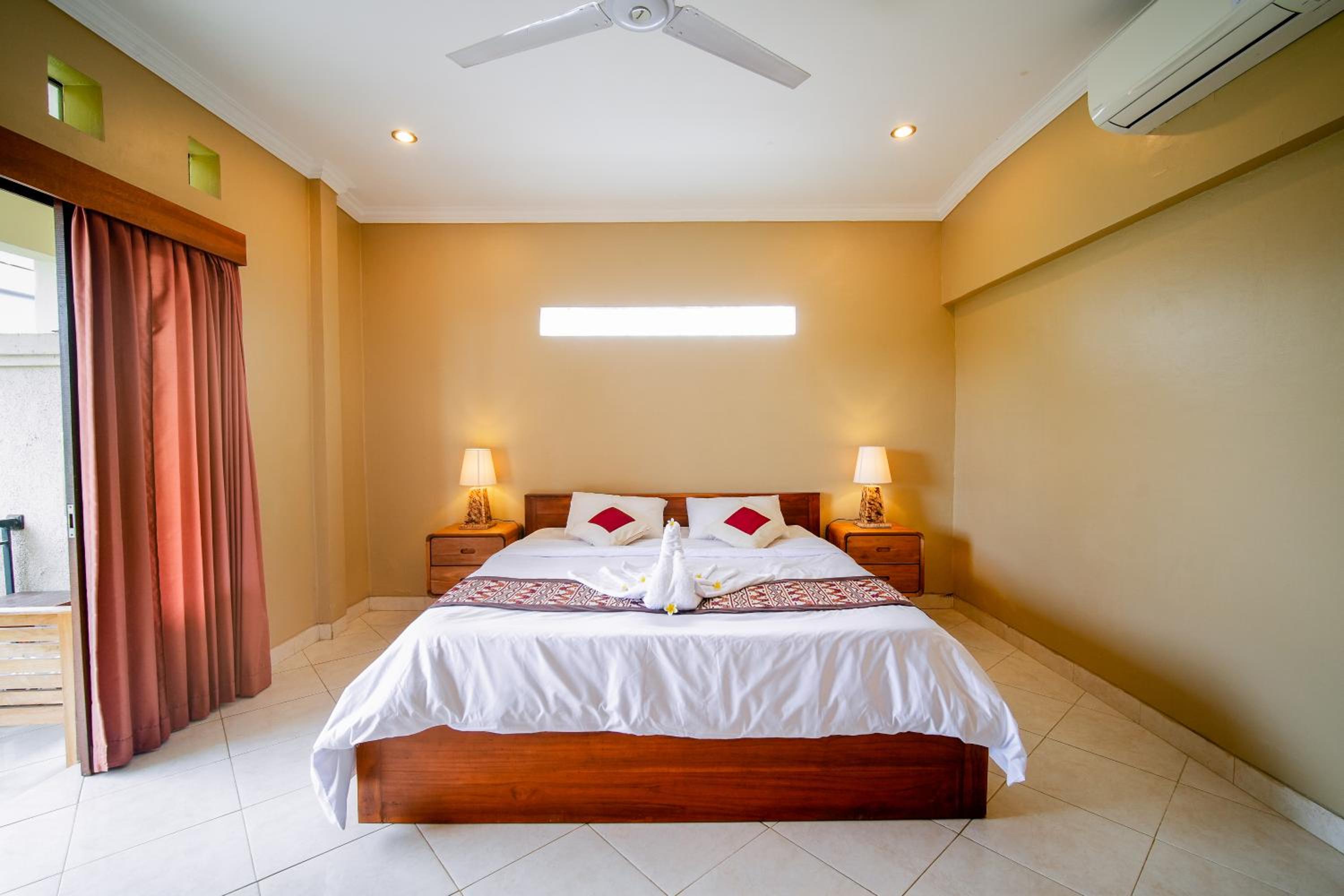 Shana Homestay by EPS
