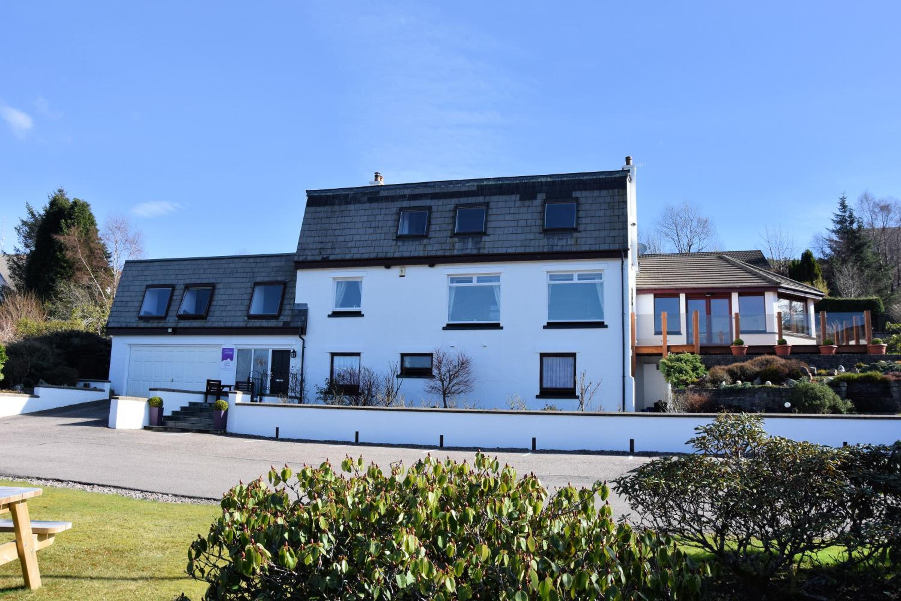 Hotel Lochview House - Image 1