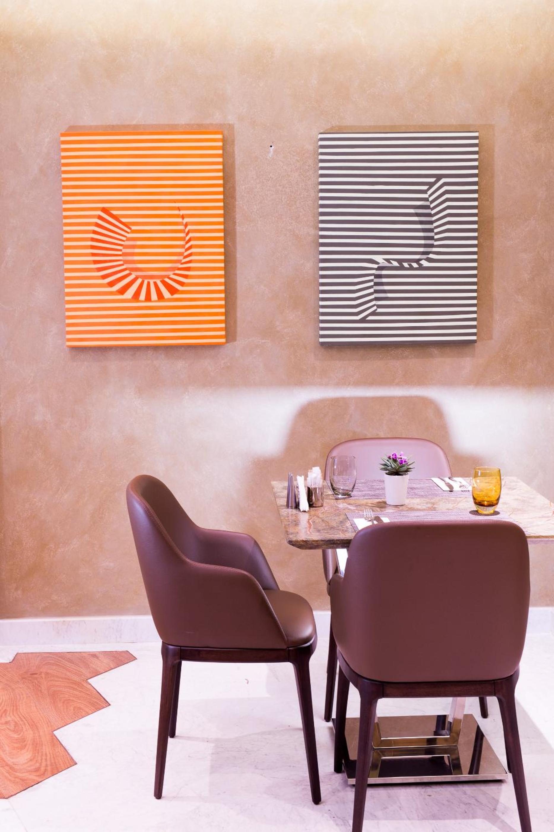 Maroon Otel Pera - Image 28