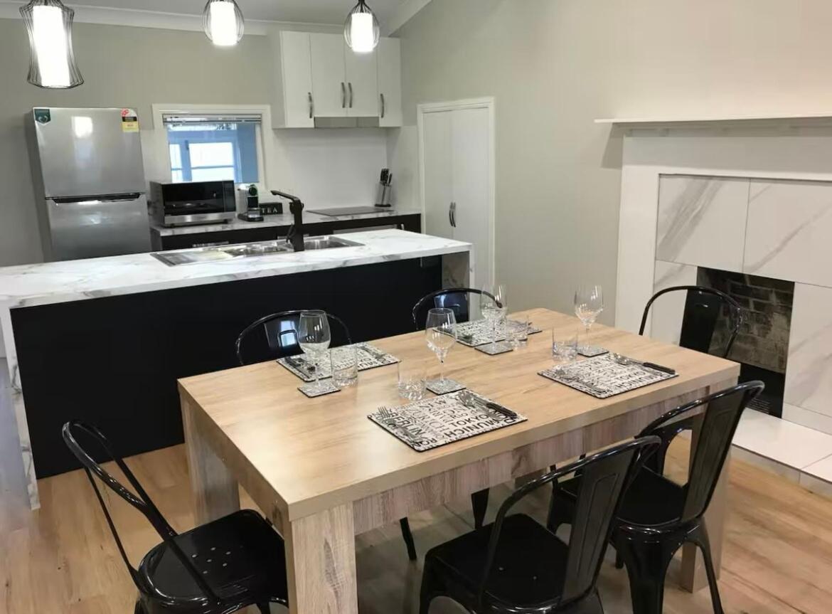 Eton Cottage - Central Boutique Stay