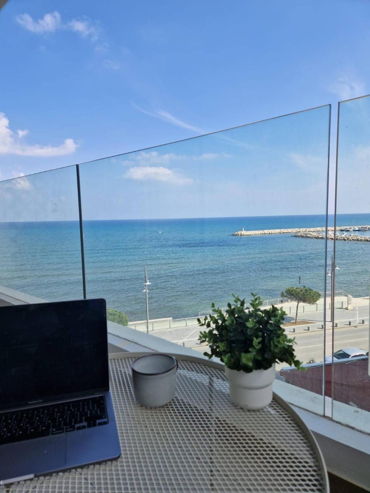 Seaview City Retreat