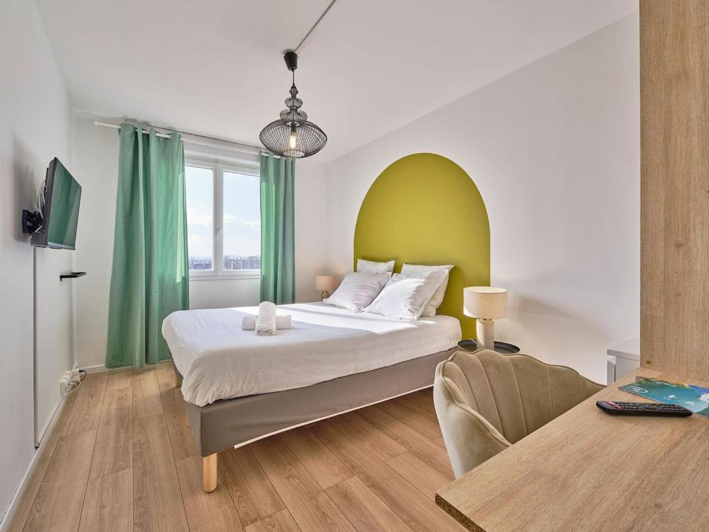 Les Chambres de Troyes - Parking Internet Fibre TV, photo 6