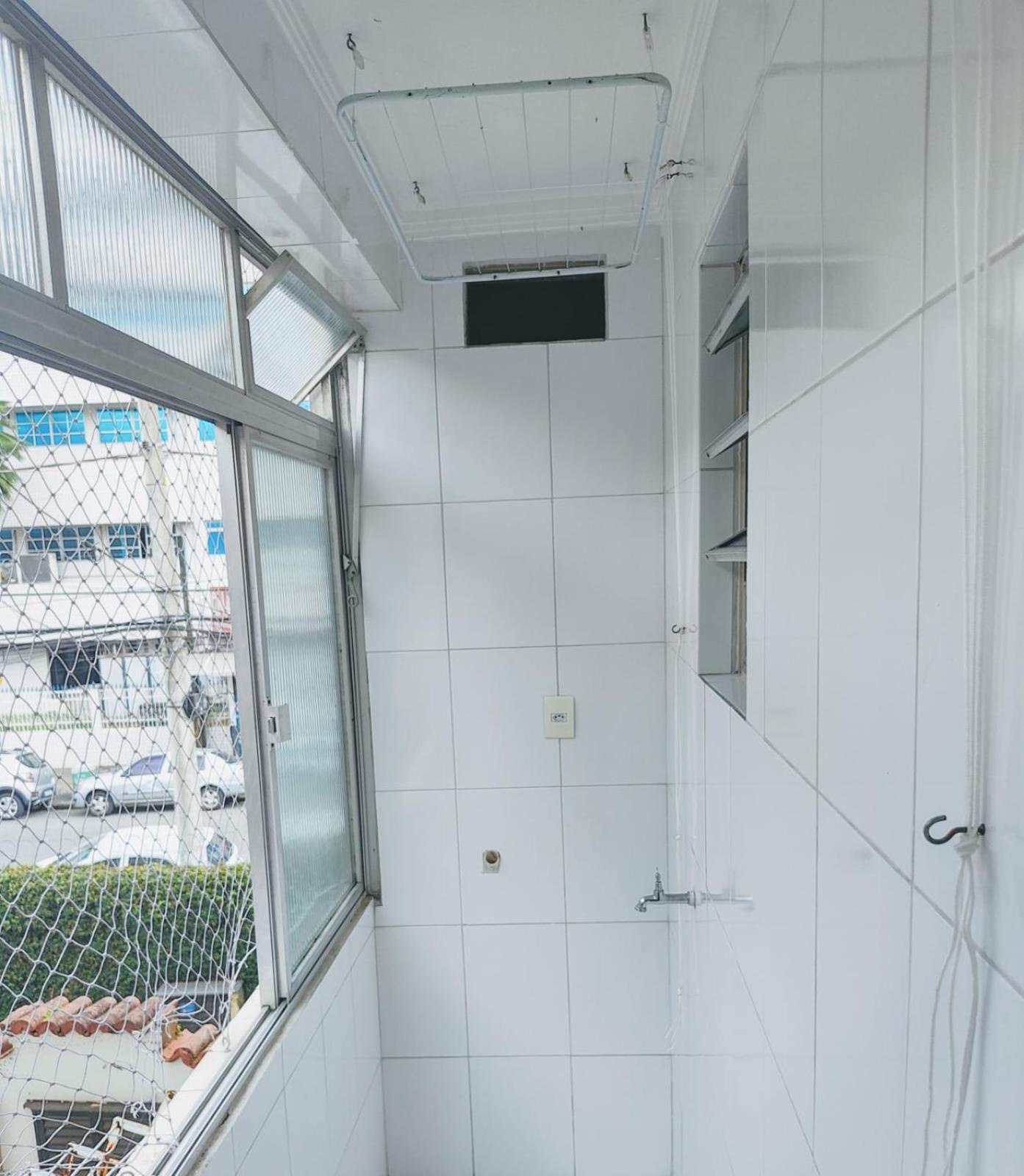 Apê Maravilhoso no Boqueirão, em Santos, com 2 Quartos e uma Suíte, próximo à Praia e aos Cruzeiros