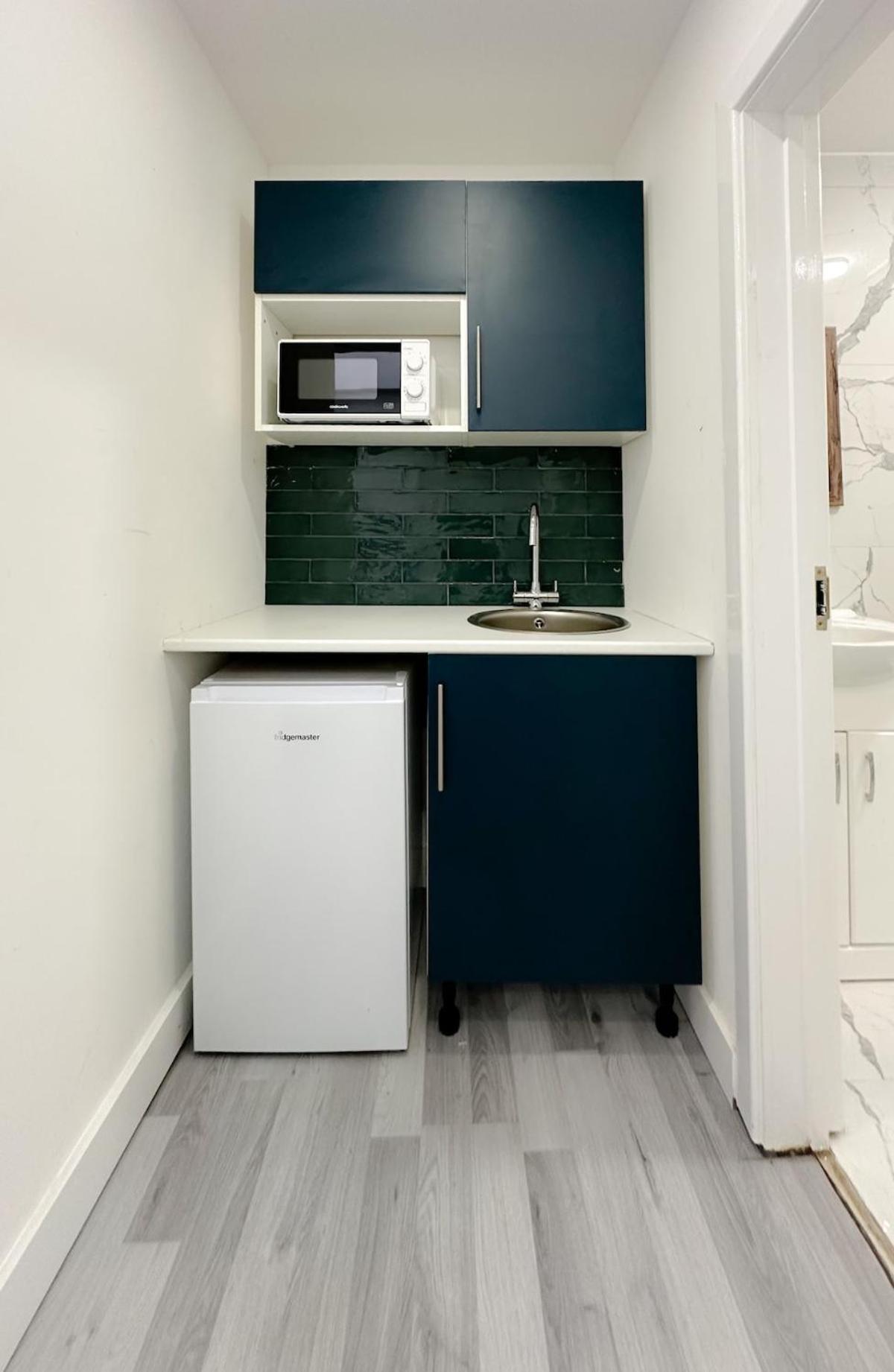 Studio next to King Cross A