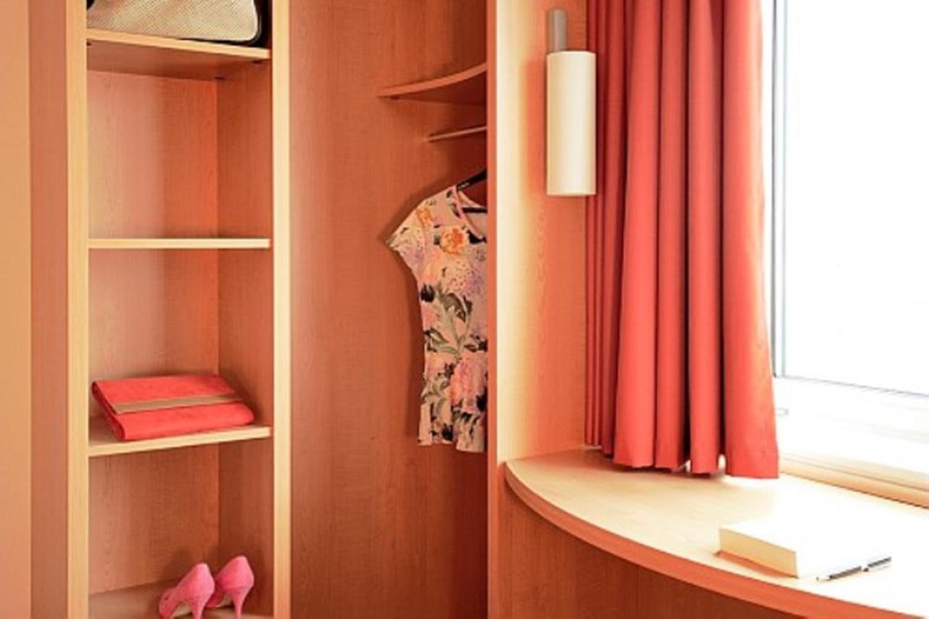 ibis Birmingham Centre New Street Station Hotel — photo 10
