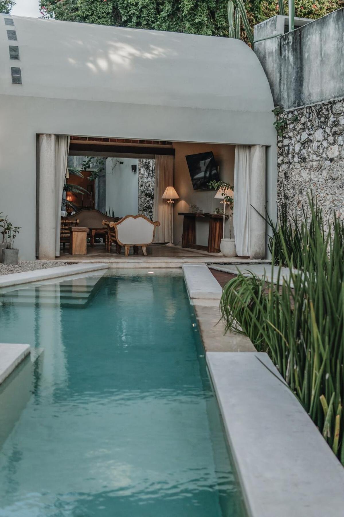 Casa Los Amigos 4BDR by Cercana