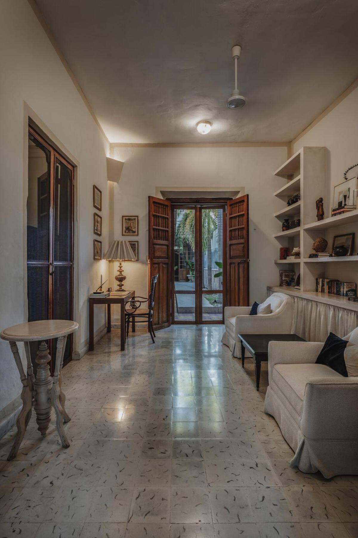 Casa Los Amigos 4BDR by Cercana