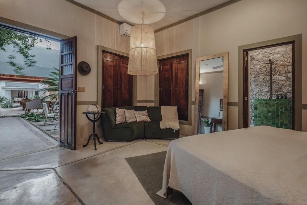 Casa Los Amigos 4BDR by Cercana