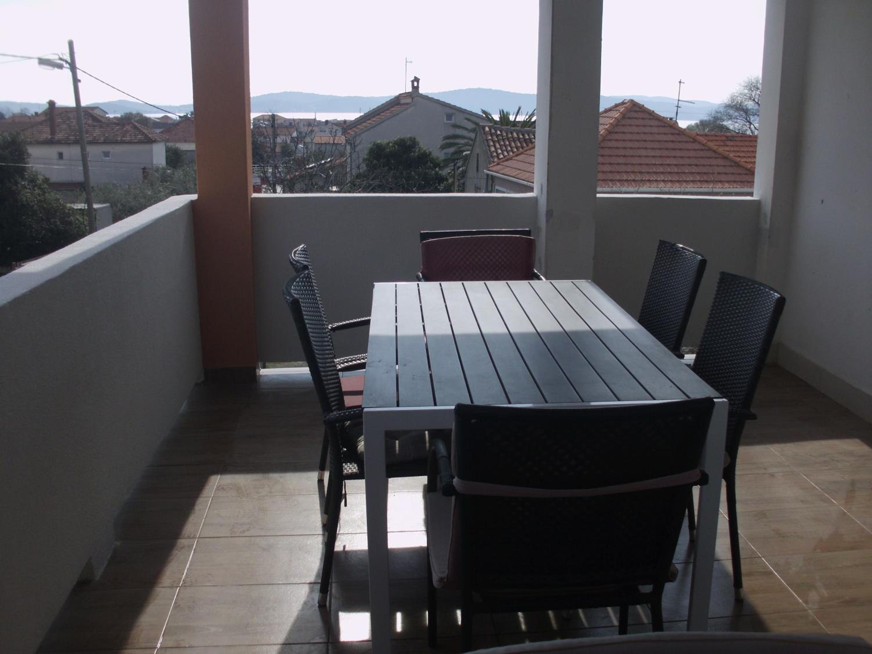 Apartments Mira