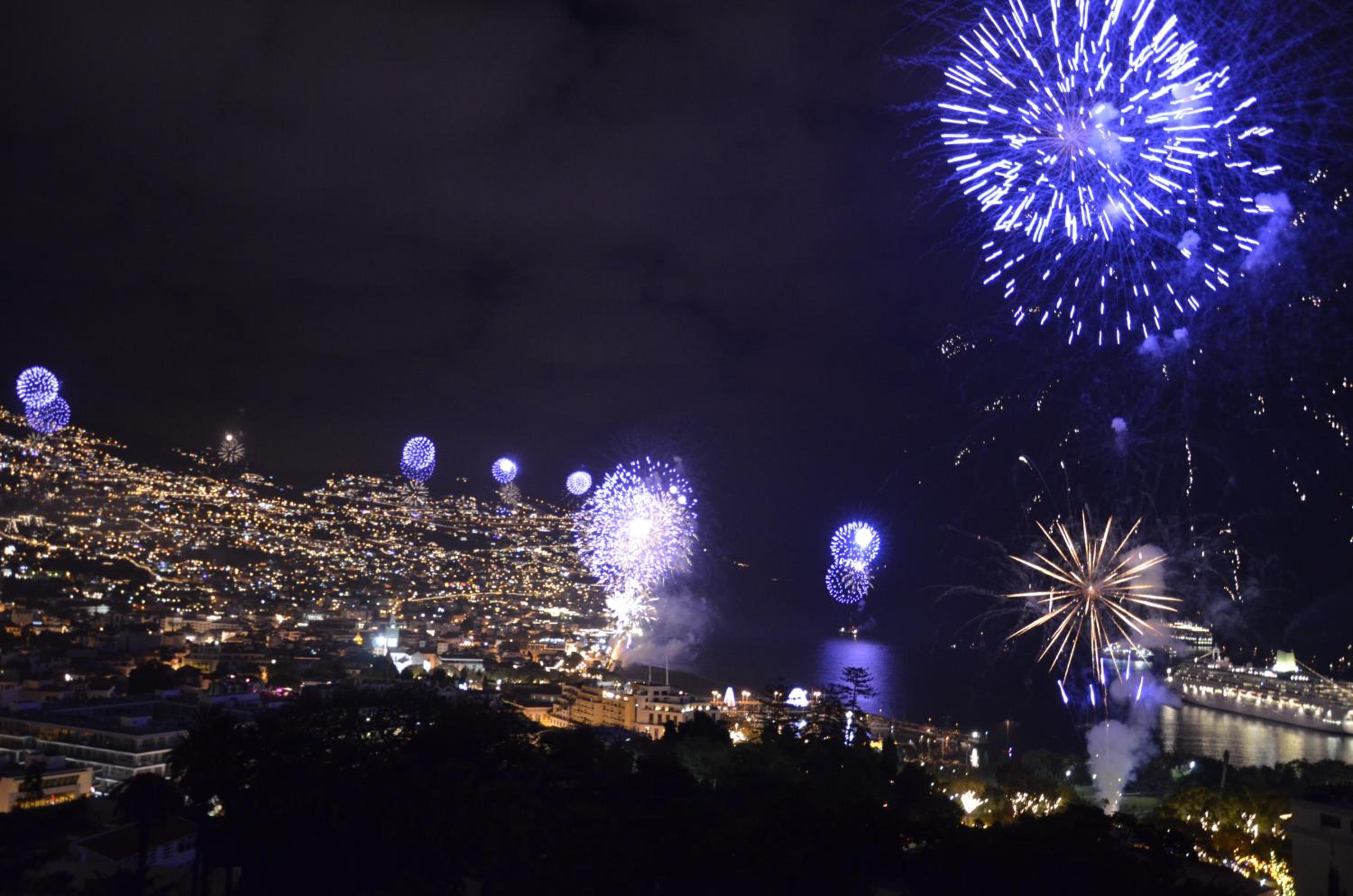VILA TOCA by brugrani