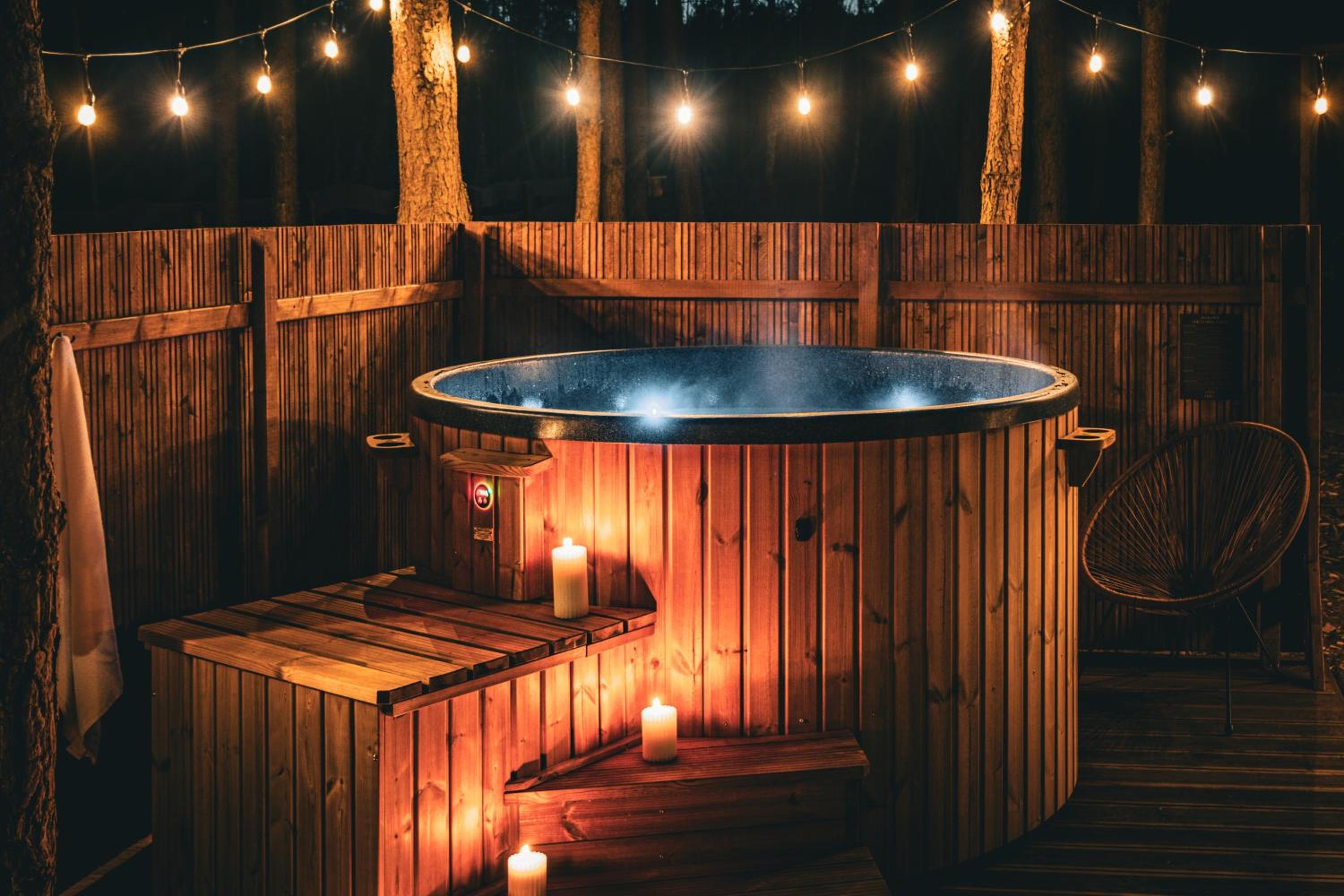 Osada LoveLaski - balia jacuzzi, sauna i kominek - całoroczne domki premium