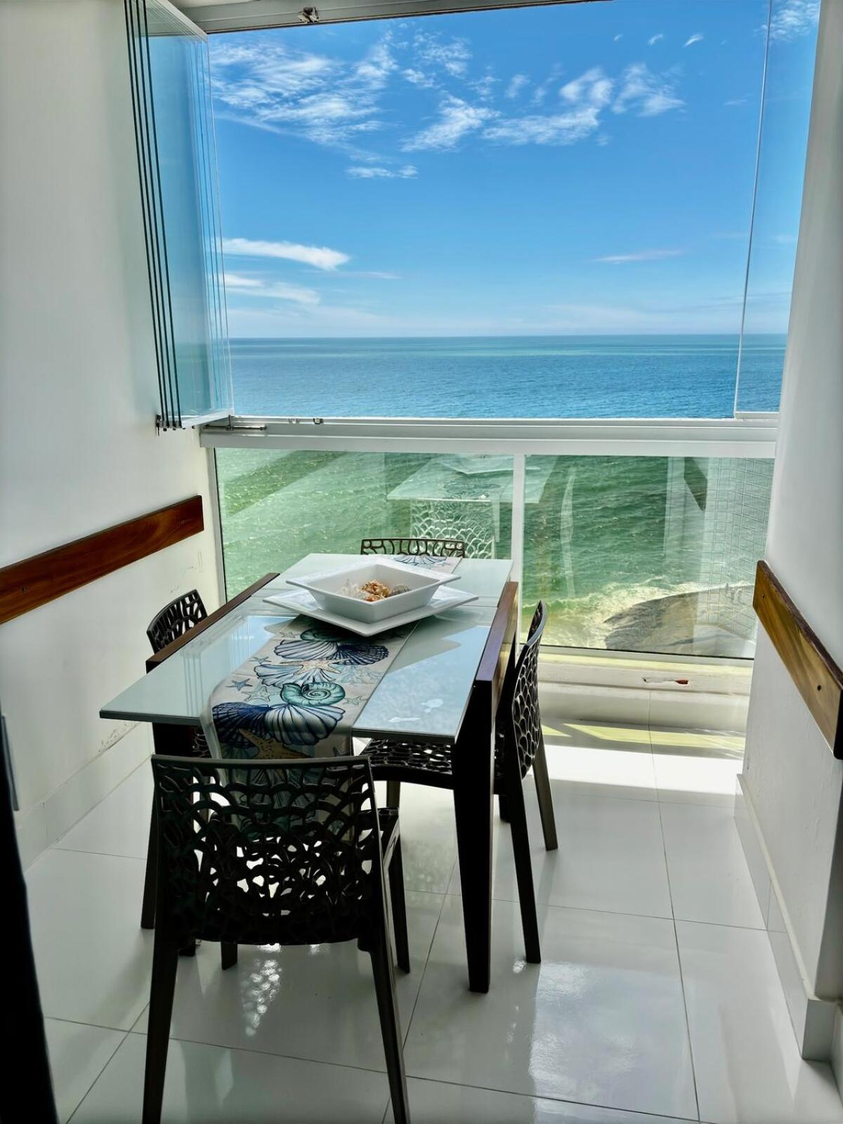 Apt Premium com Vista ao Mar, Praia dos Namorados