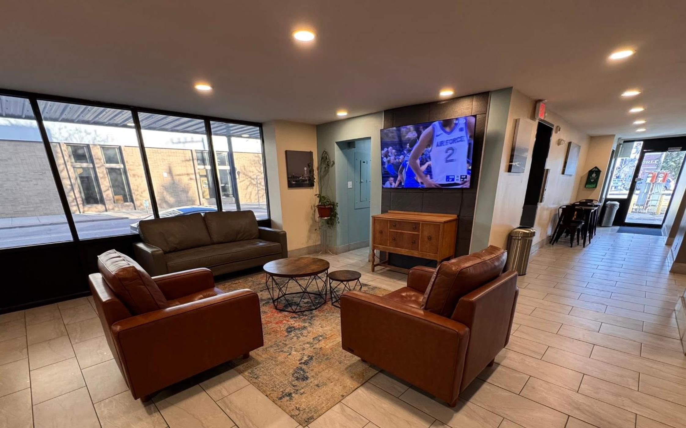 Super 8 by Wyndham Great Falls City Center