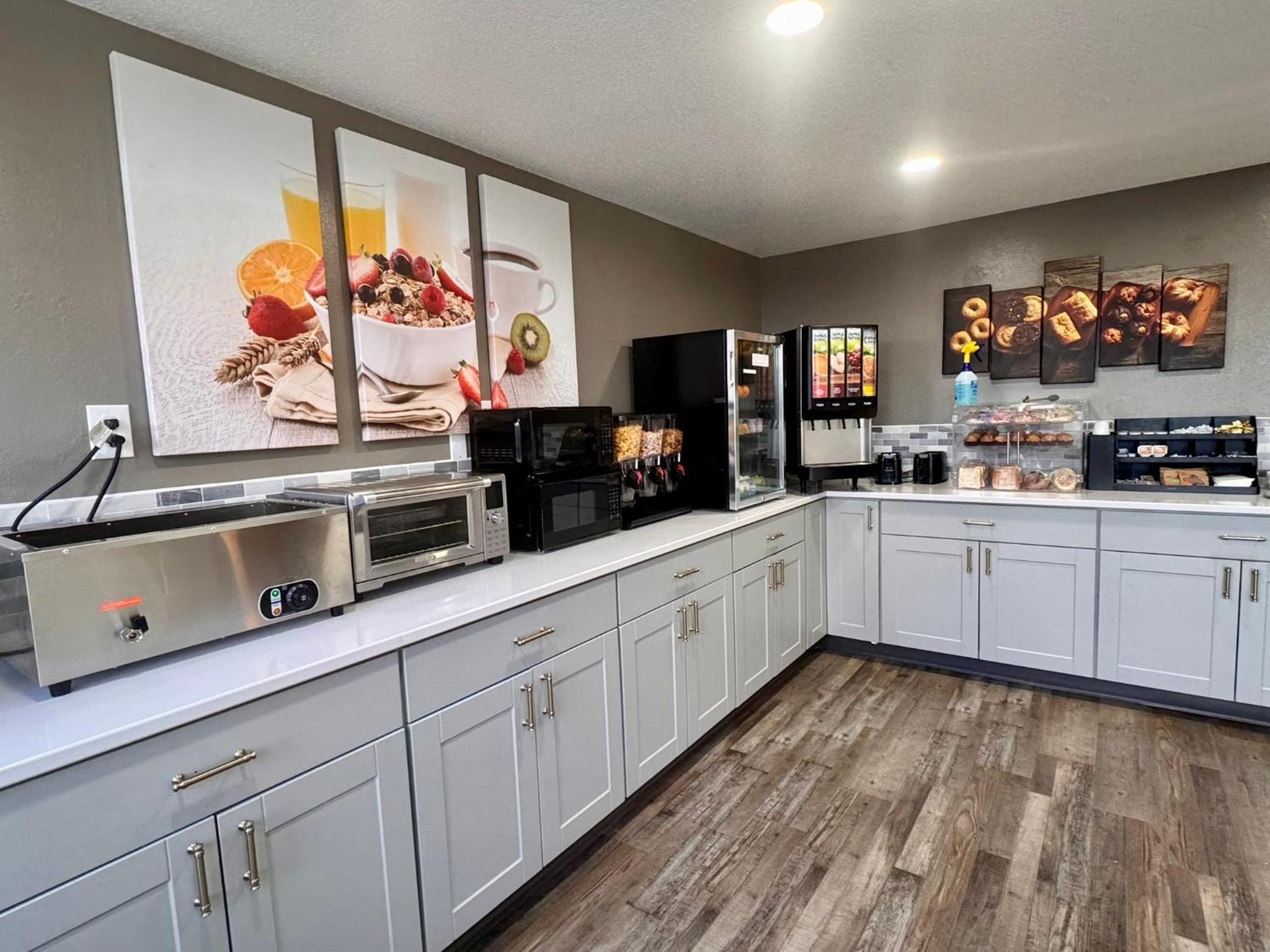 Super 8 by Wyndham Great Falls City Center