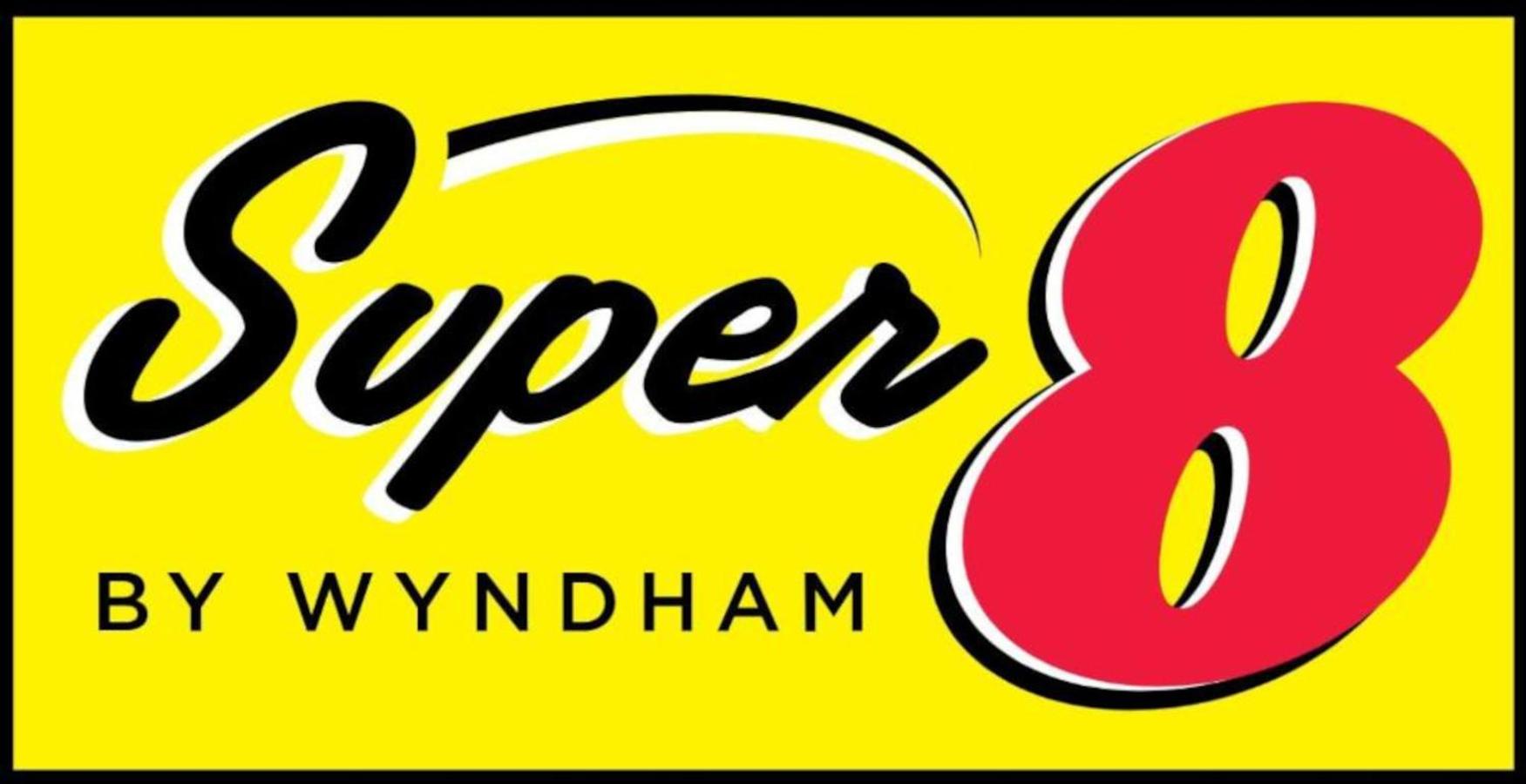 Super 8 by Wyndham Great Falls City Center
