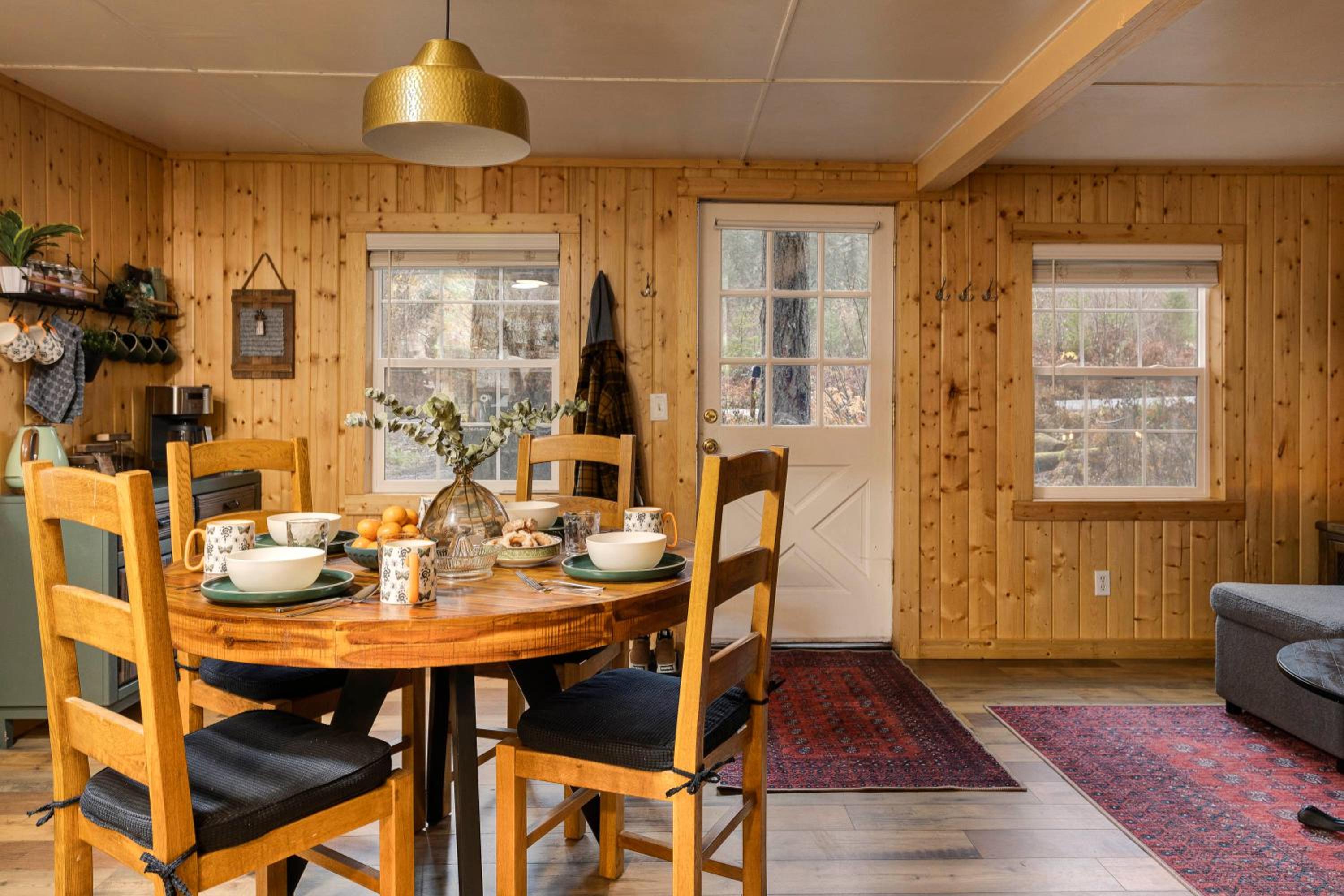 The Little Lolo Lodge