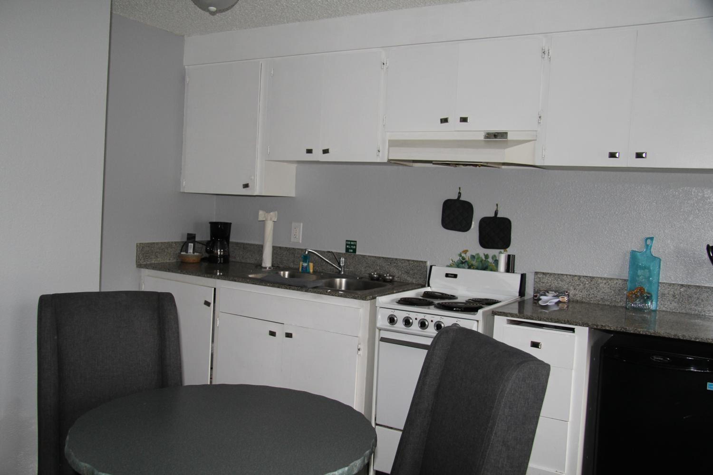 Naval Suites by FairBridge