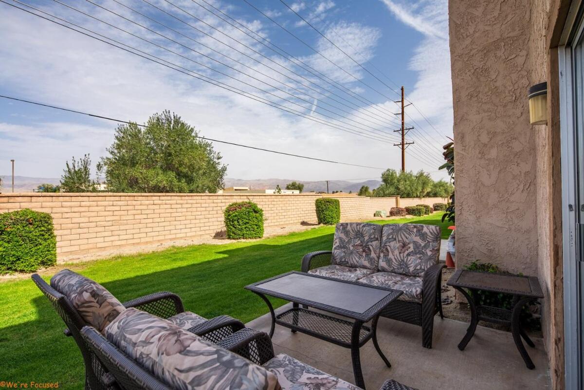 Mid-Century Desert Getaway