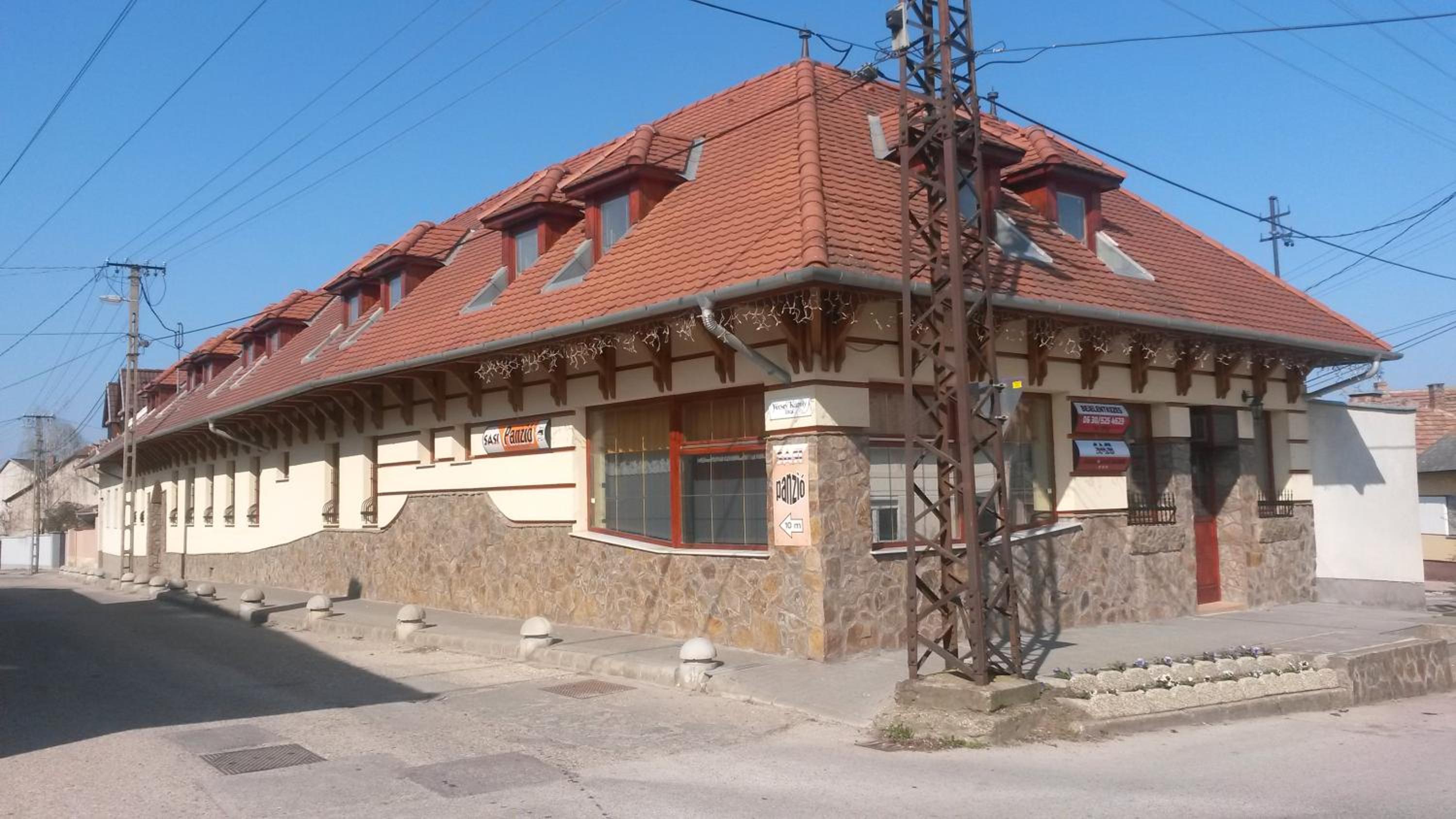 Sasi Apartmanház