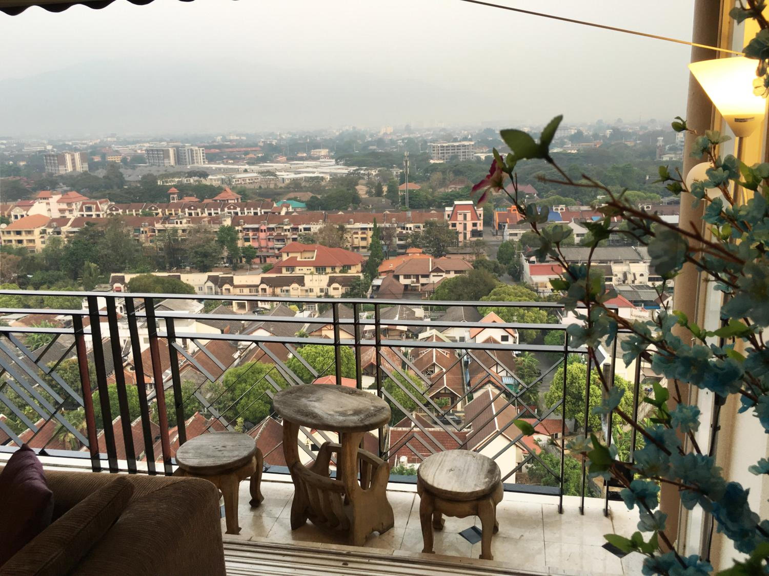 Penthouse Galare Thong Tower - Stunning Views - Near Pool & Tennis view 3