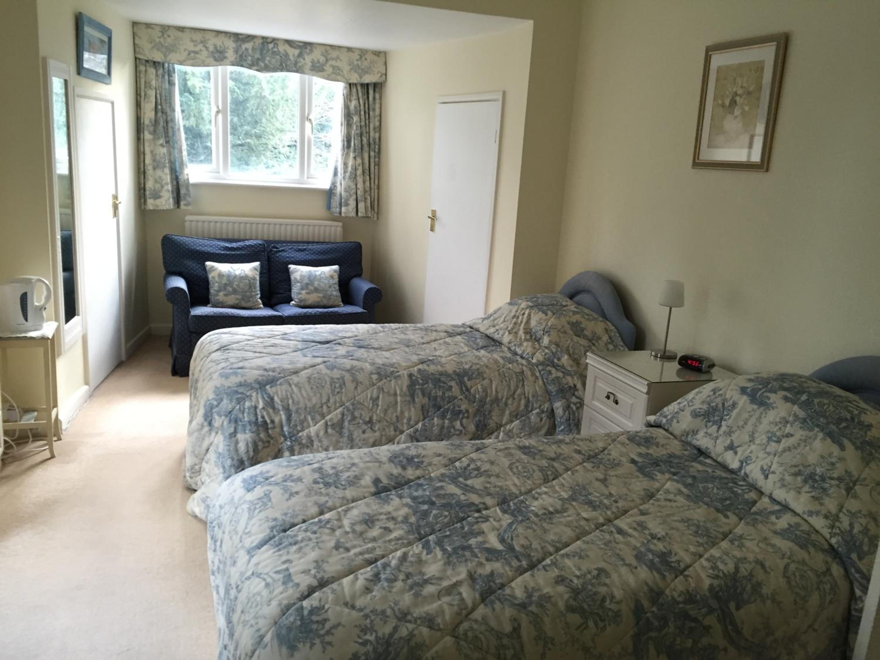 Kingswood Cottage view 5