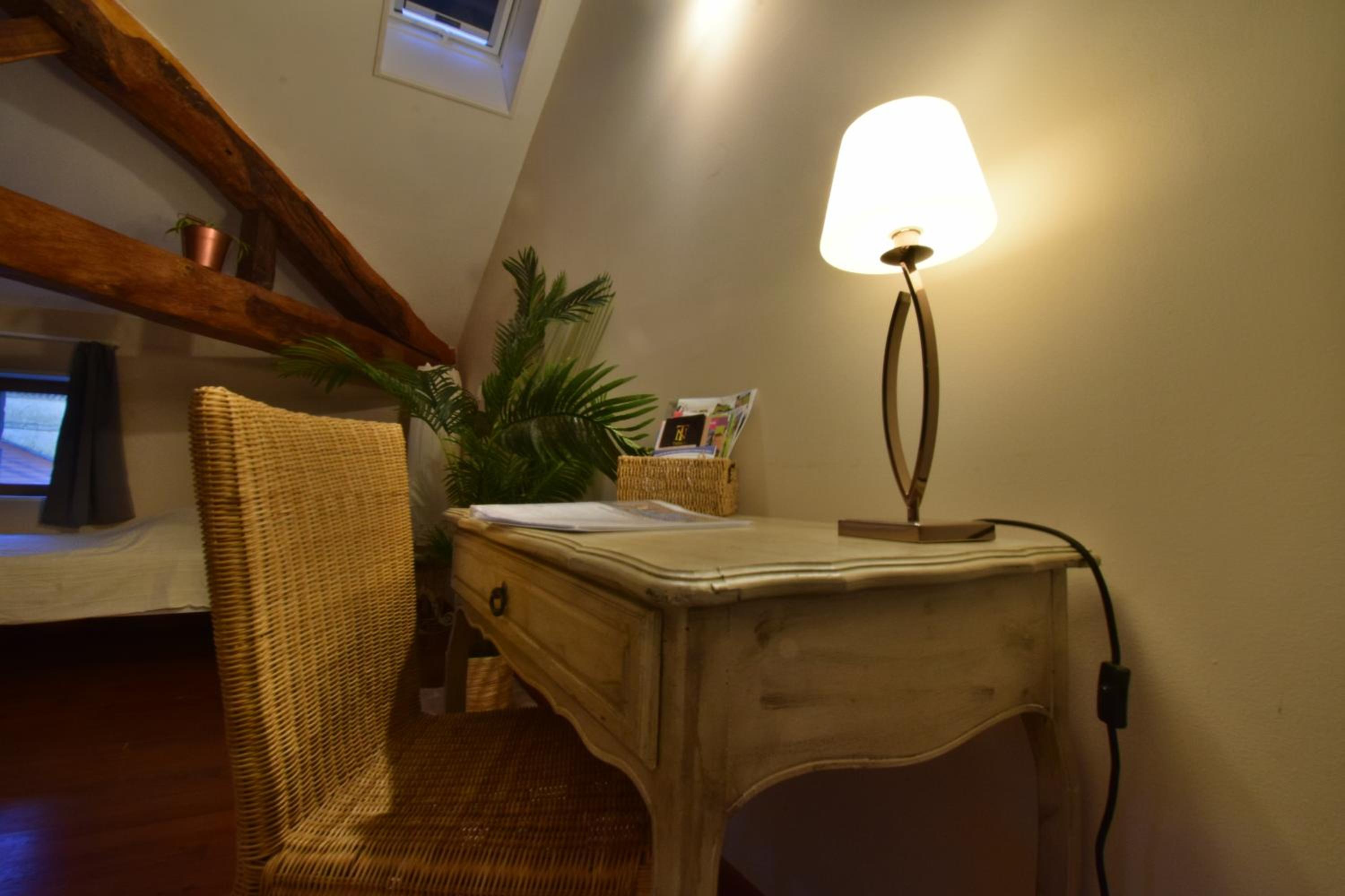Photo 12