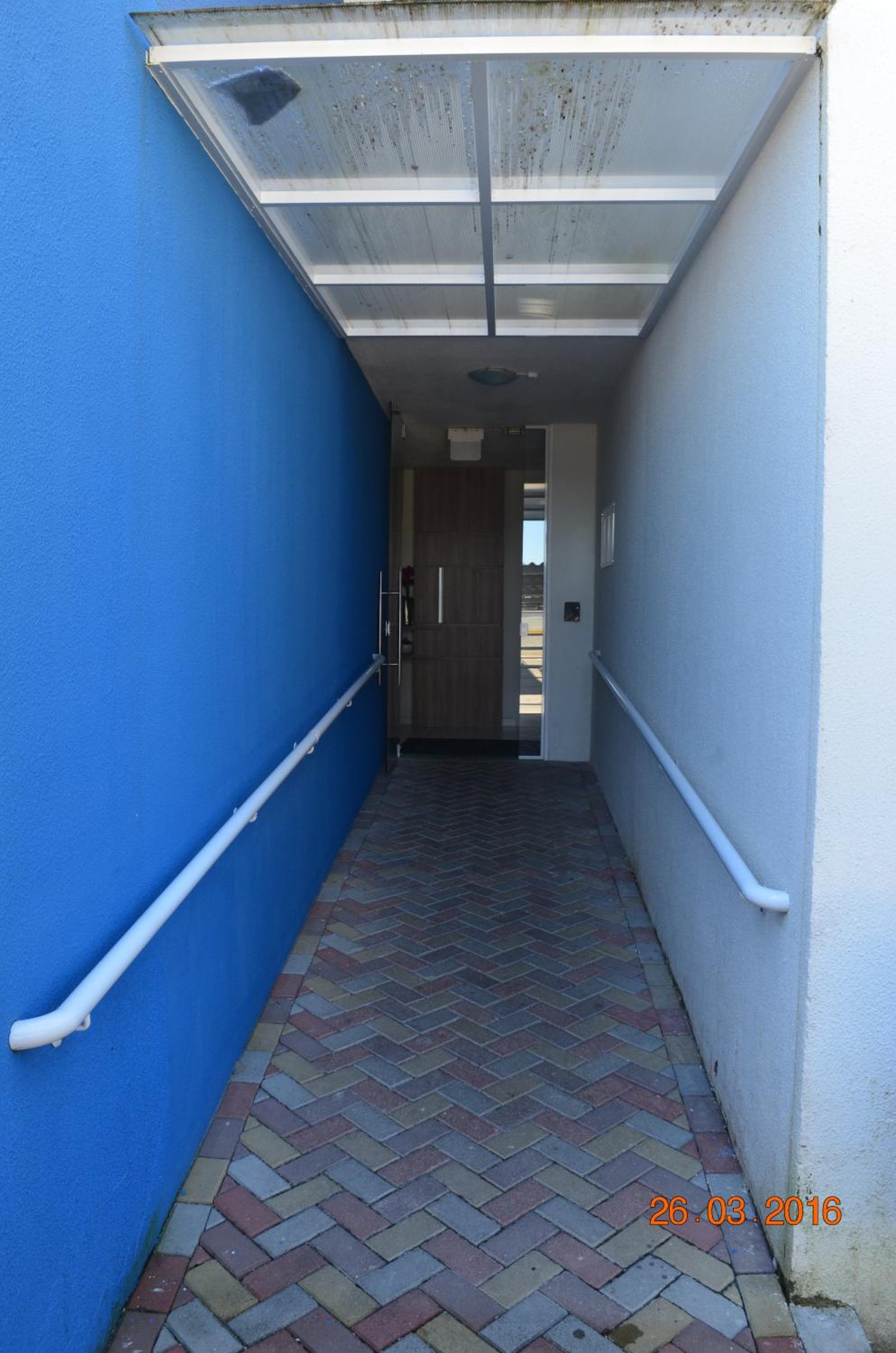 Photo 38