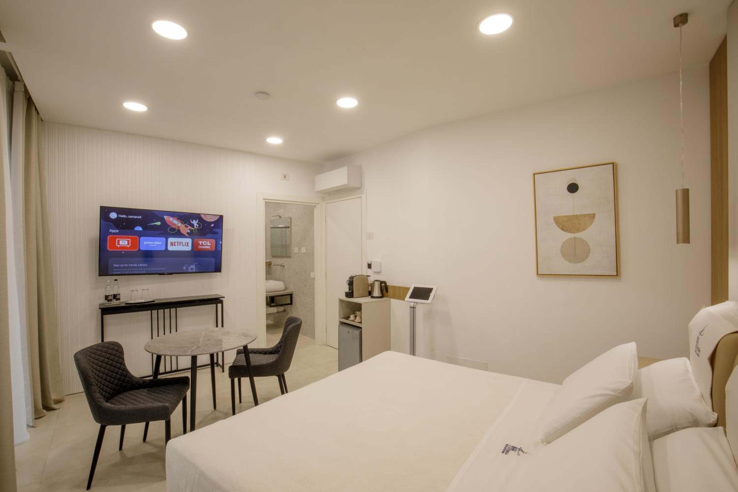 Cosmo Vatican Rooms