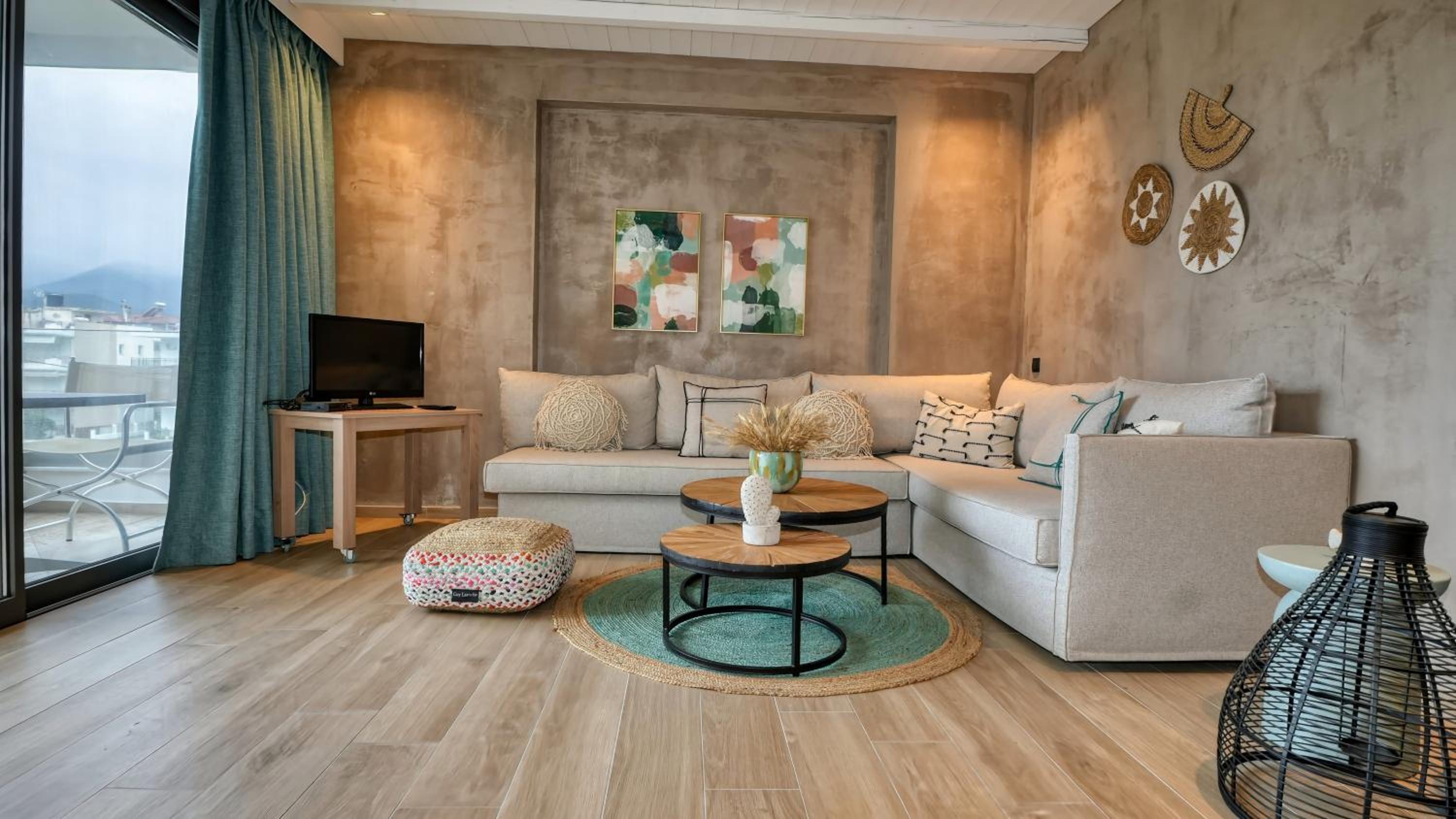 Philia Luxury Living