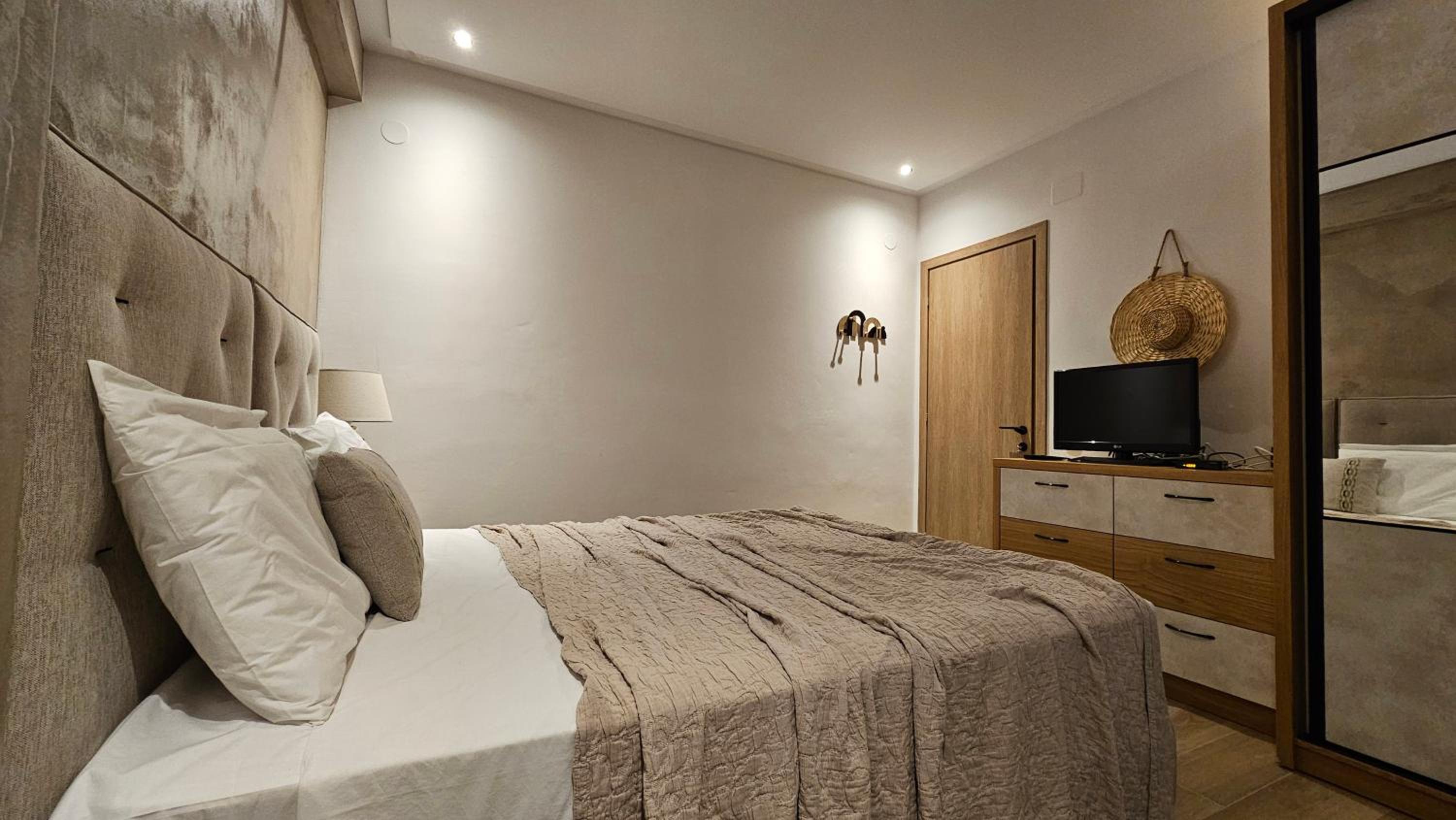 Philia Luxury Living