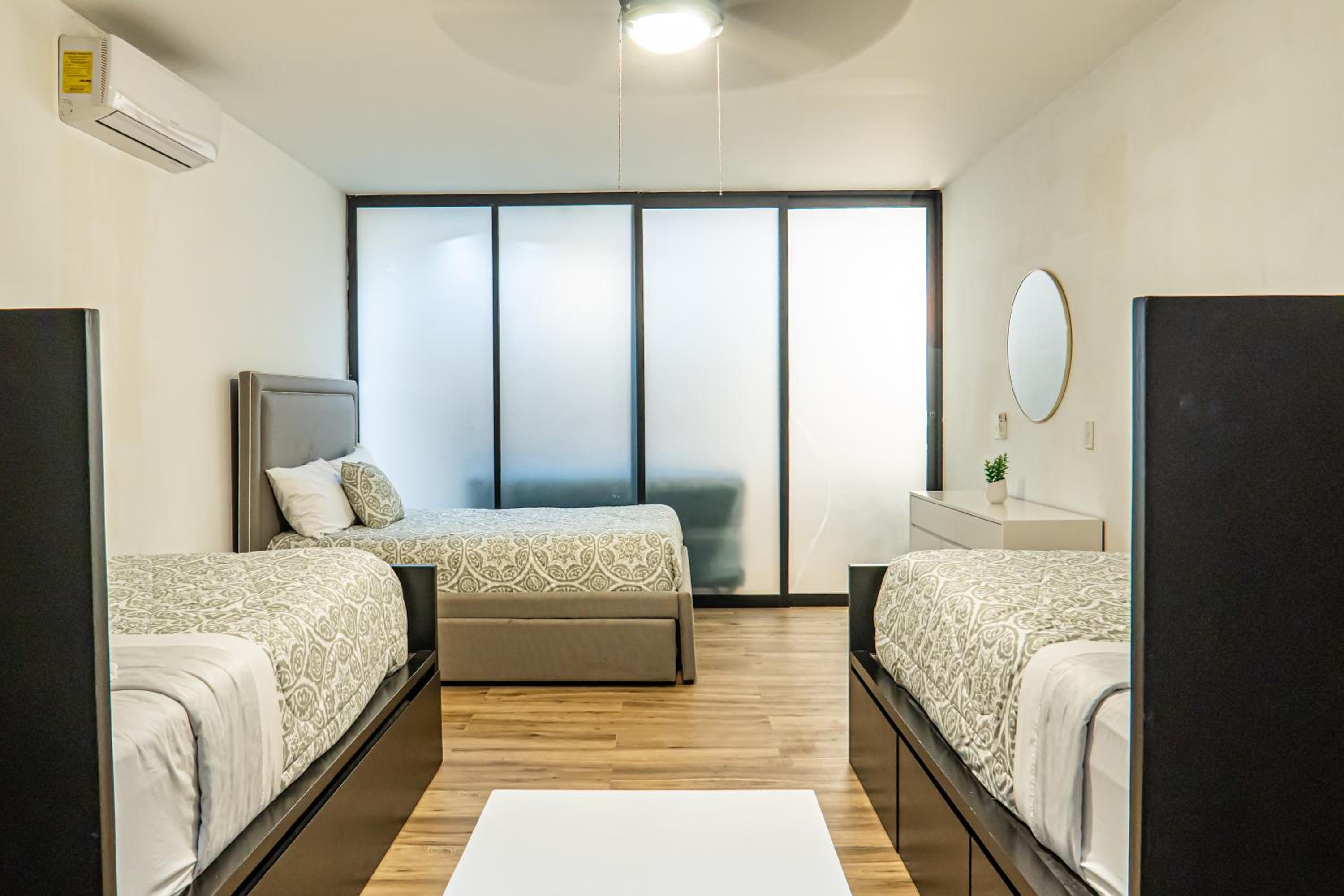 Two-Condos House in Great location with Rooftop and Pool and BBQ