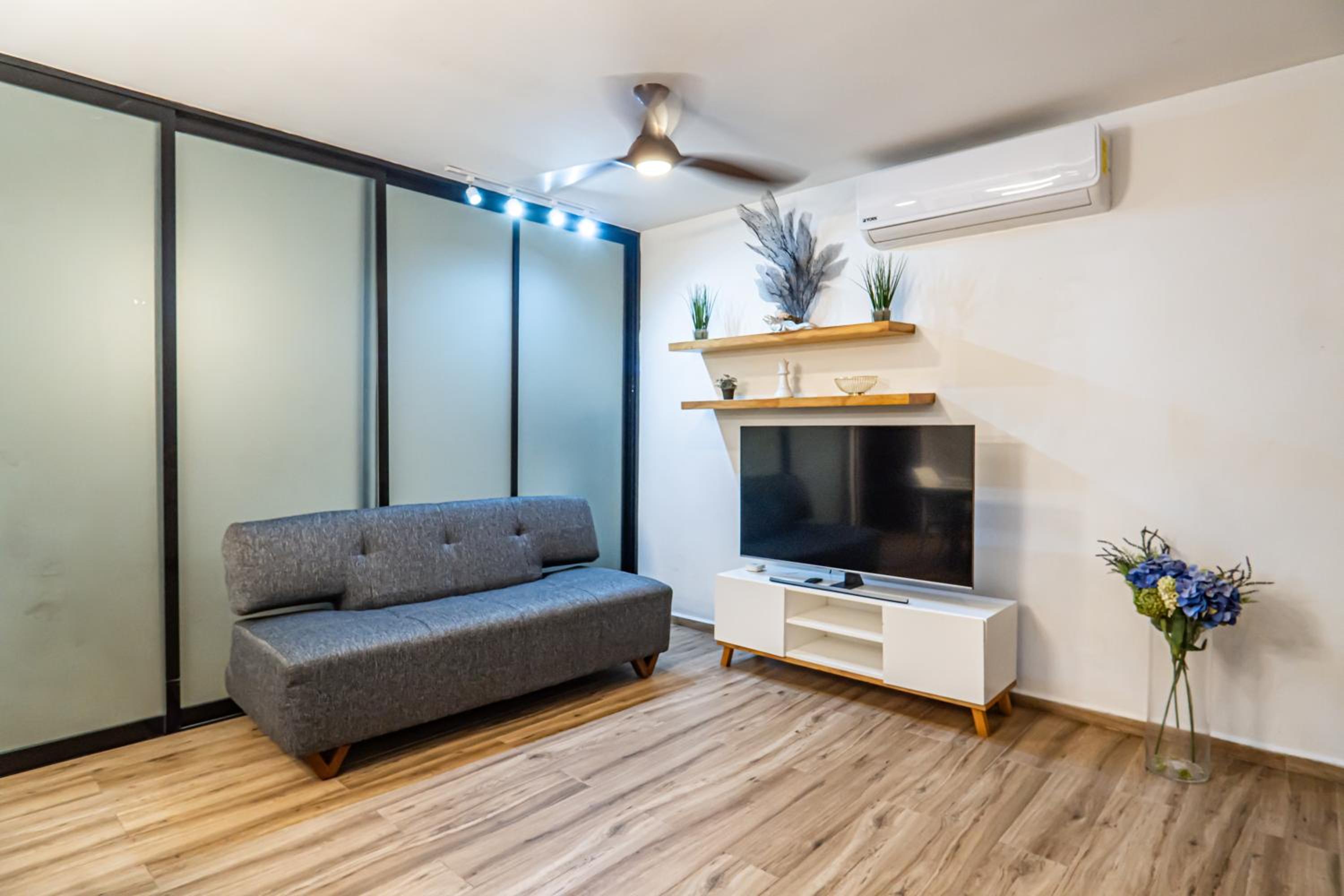 Two-Condos House in Great location with Rooftop and Pool and BBQ