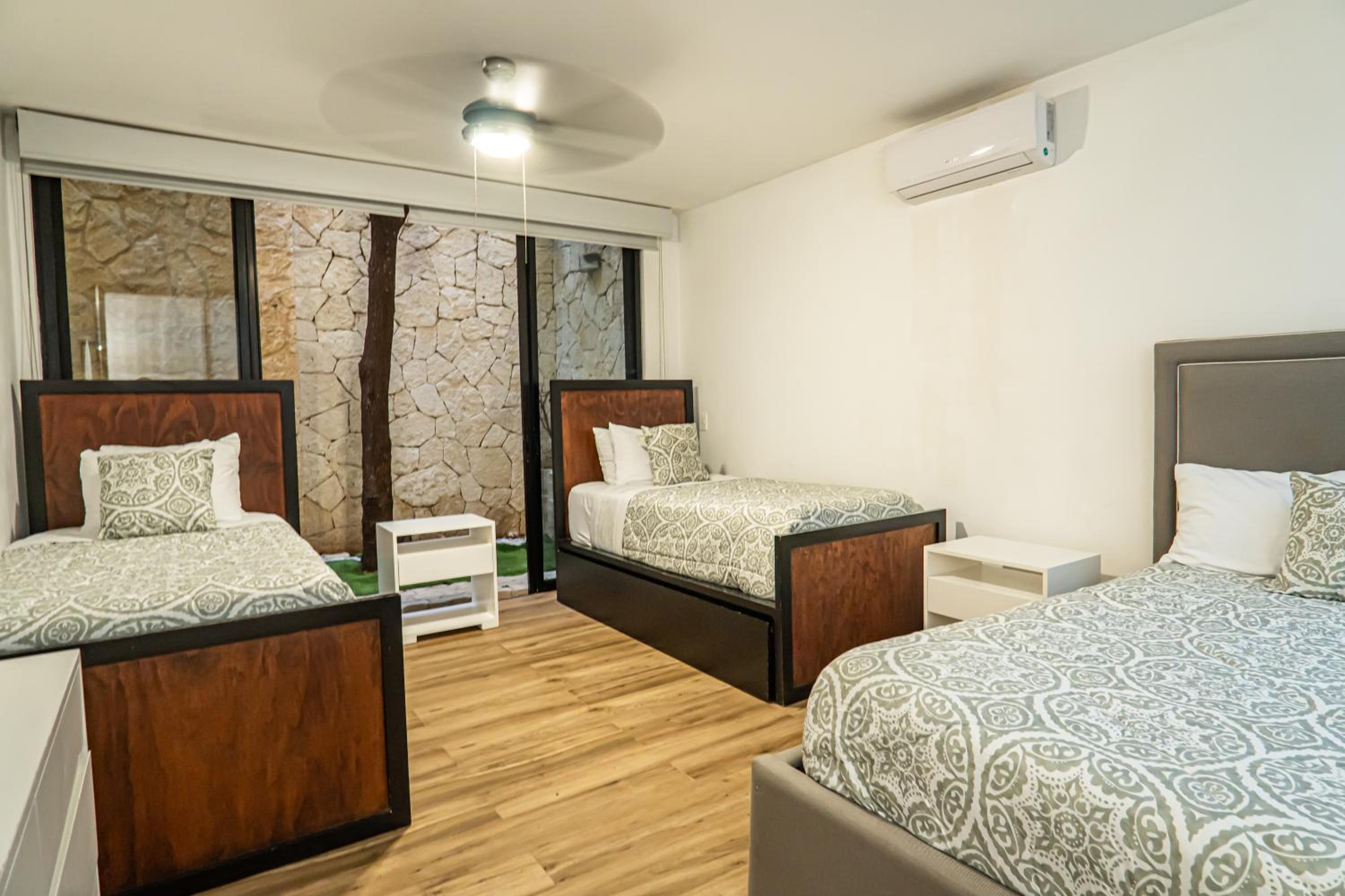Two-Condos House in Great location with Rooftop and Pool and BBQ