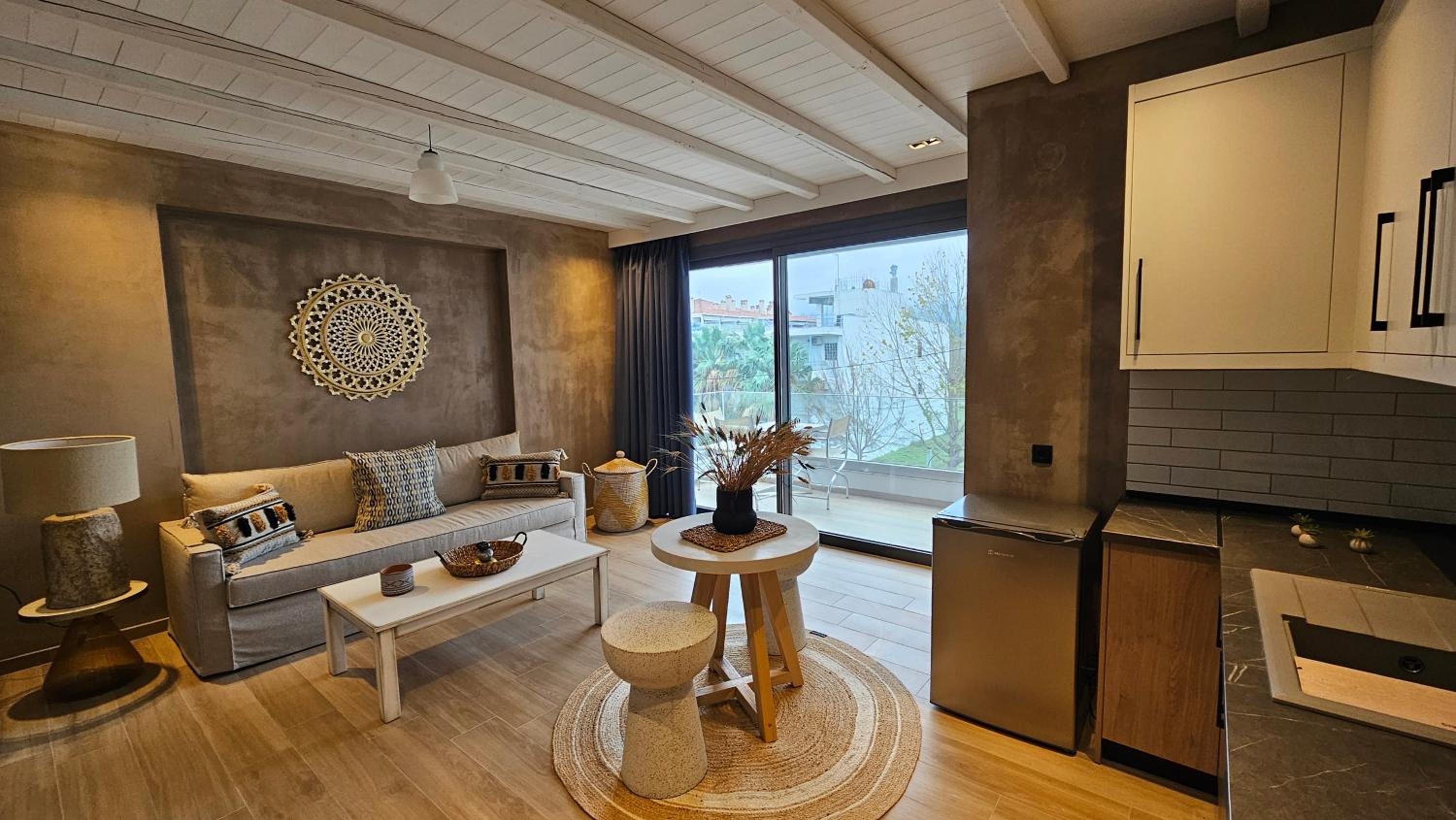 Philia Luxury Living
