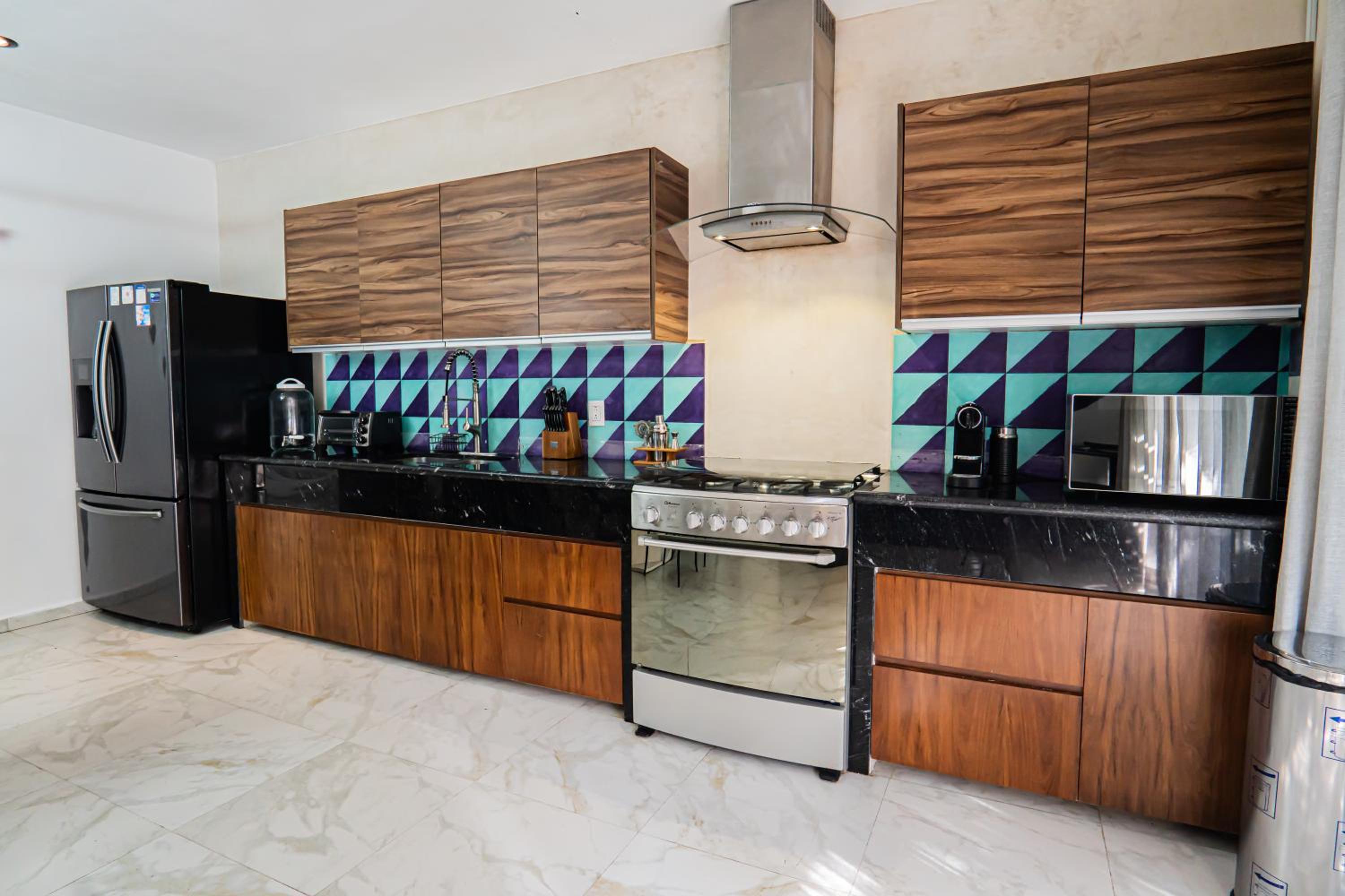 Two-Condos House in Great location with Rooftop and Pool and BBQ