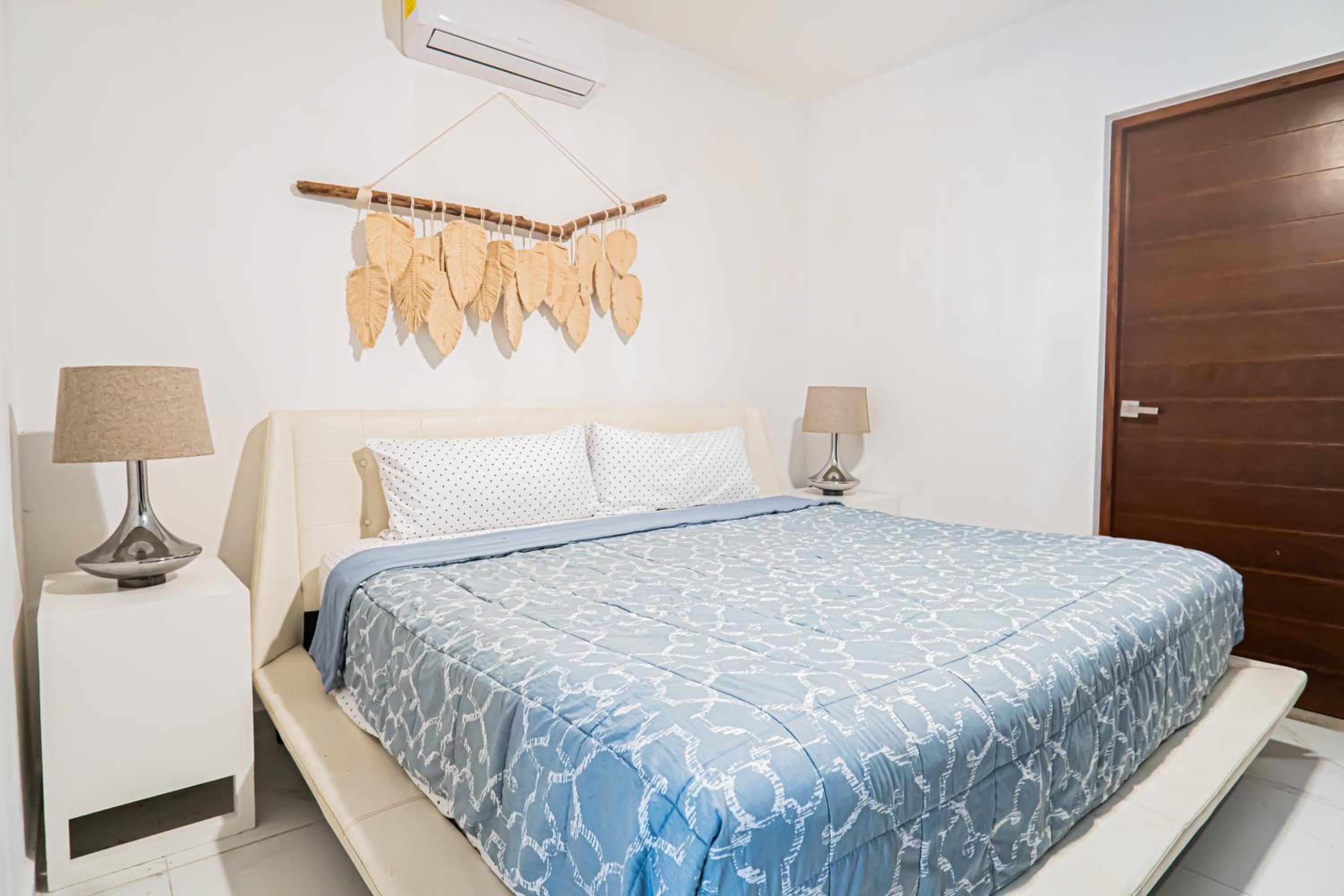 Two-Condos House in Great location with Rooftop and Pool and BBQ