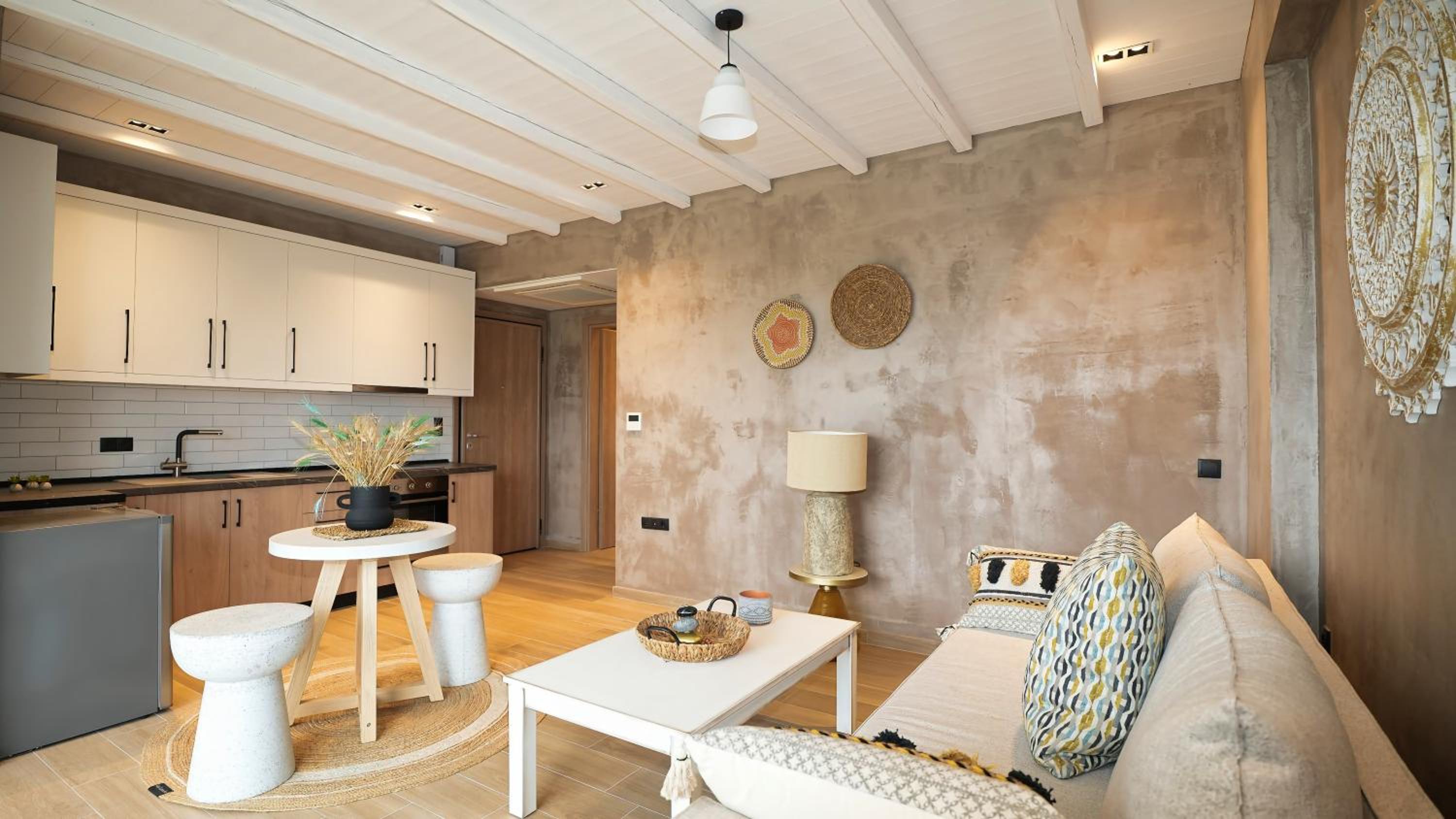 Philia Luxury Living